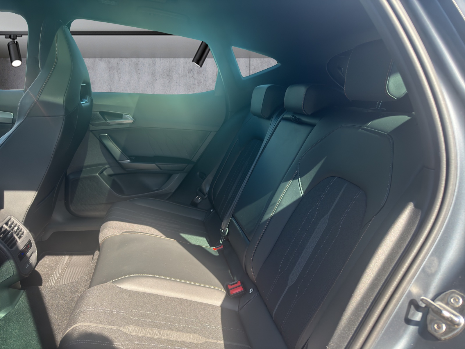 CUPRA Formentor 2.0TSI VZ 4Drive DSG-image-10