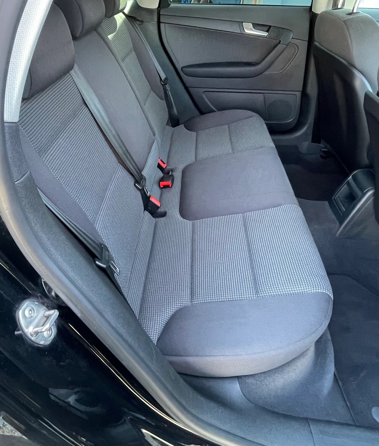 AUDI A3 Sportback 1.6 Attraction-image-5