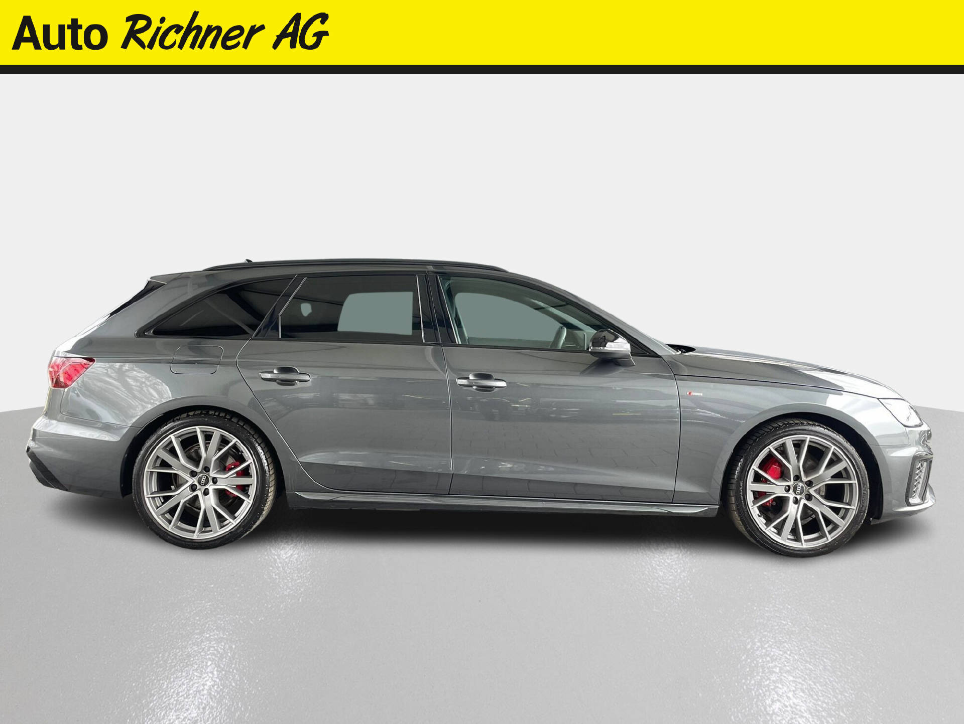 AUDI A4 Avant 2.0 40 TFSI S Line quattro S-Tronic-image-2