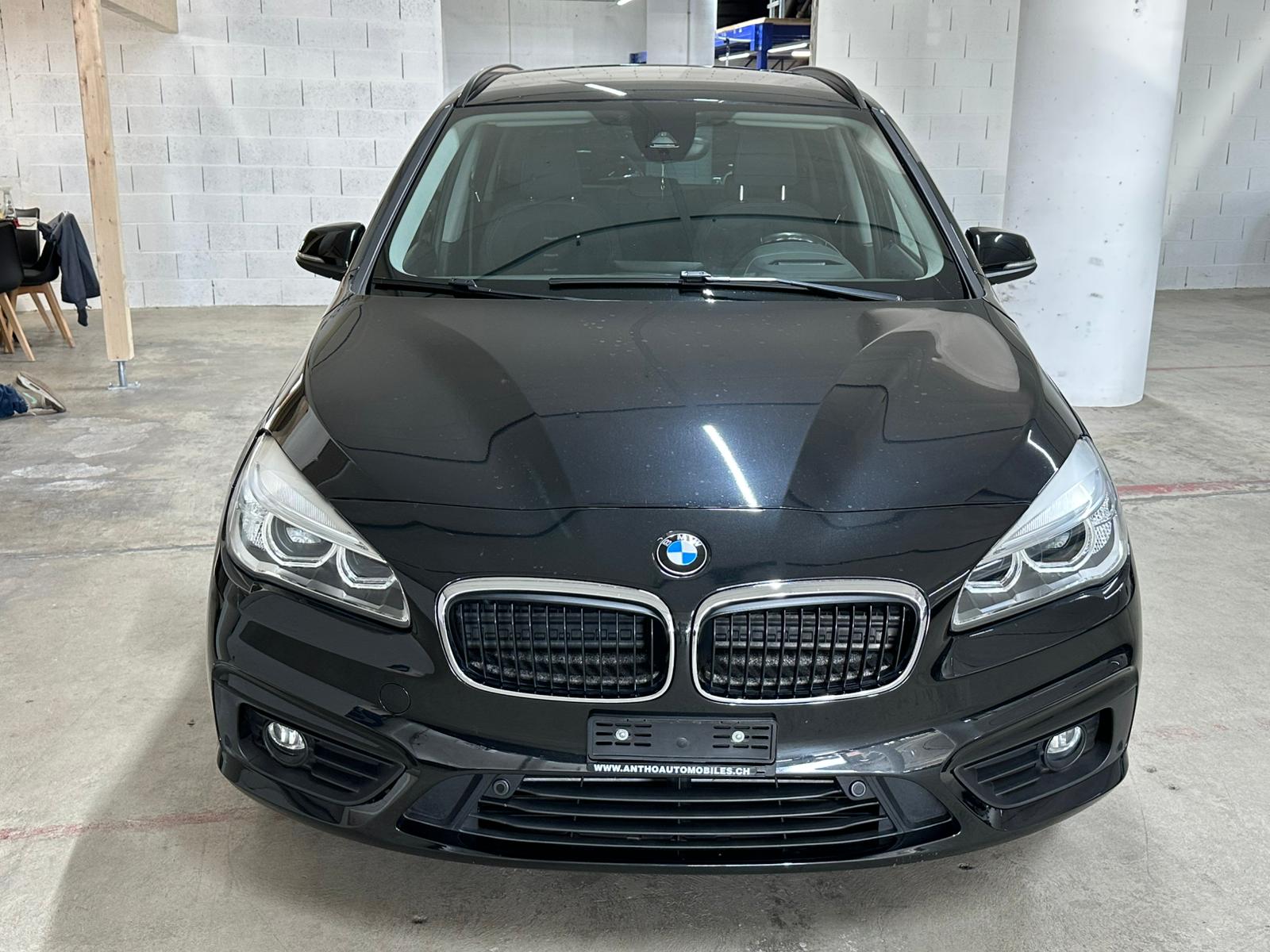 BMW 218d xDrive Gran Tourer Steptronic-image-1