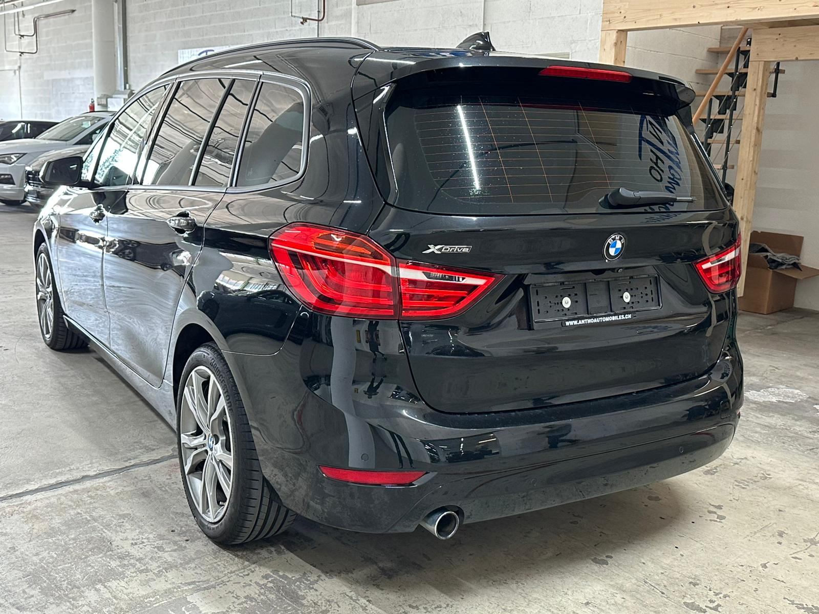 BMW 218d xDrive Gran Tourer Steptronic-image-7