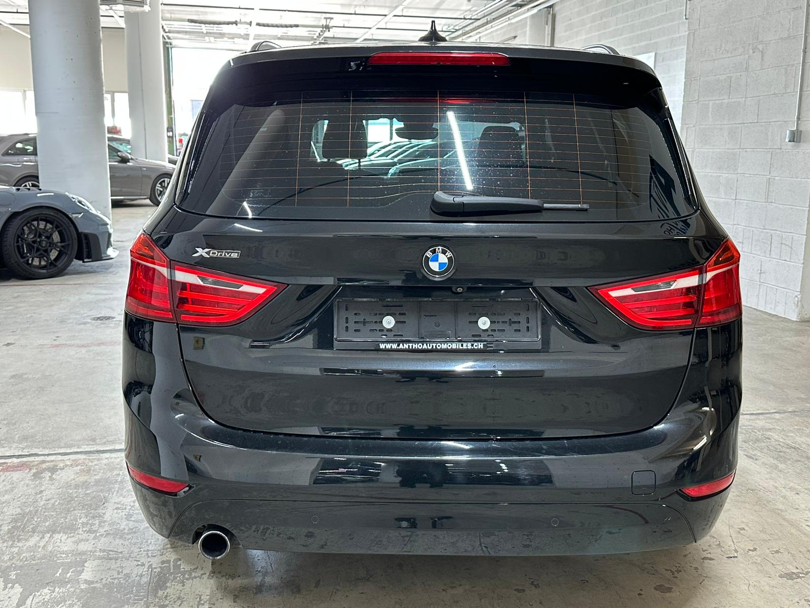 BMW 218d xDrive Gran Tourer Steptronic-image-5