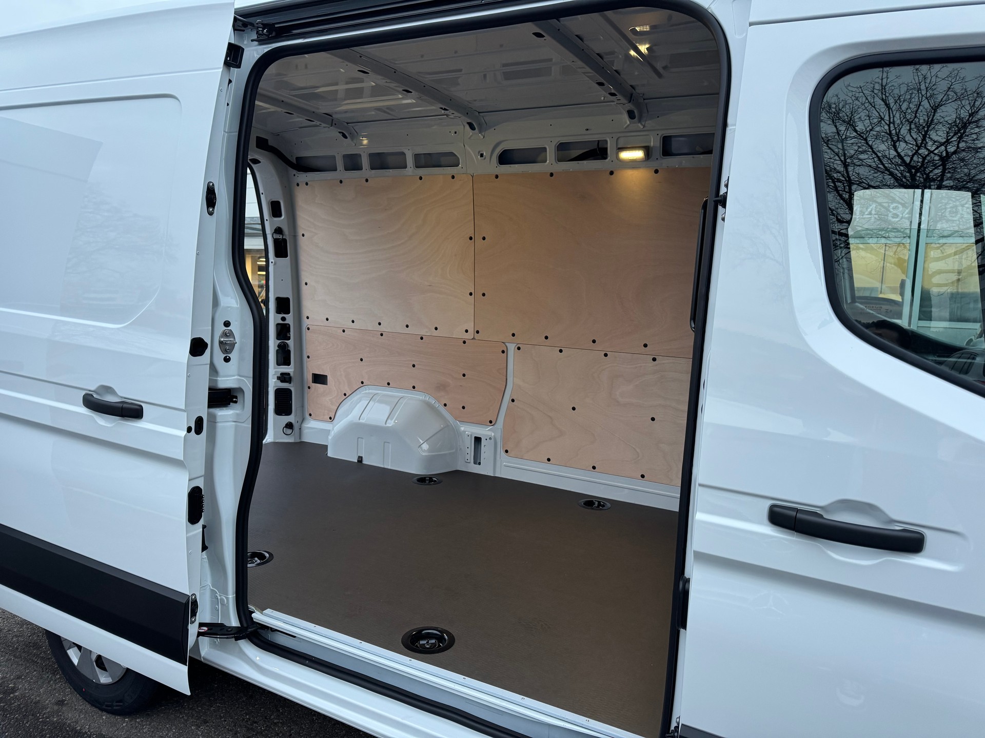 RENAULT Master Kastenwagen Advance KW Frontantrieb L2H2 3.5T 2.0 Blue dCi 150 EAG9-image-5