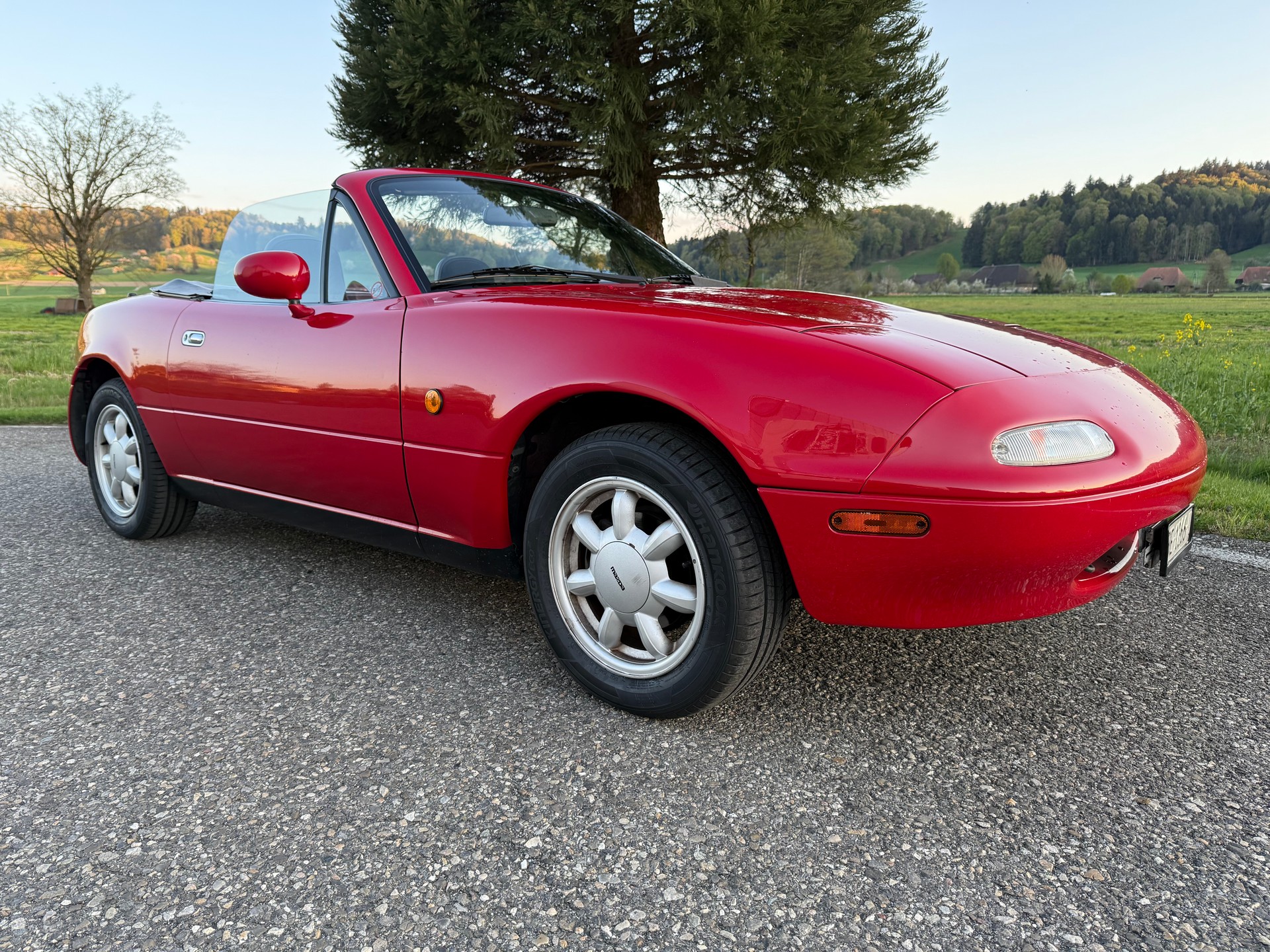 MAZDA MX-5 1.6i-16-image-3
