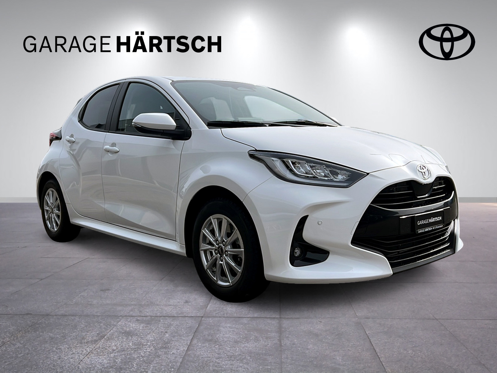 TOYOTA Yaris 1.5 VVT-i HSD Trend-image-8