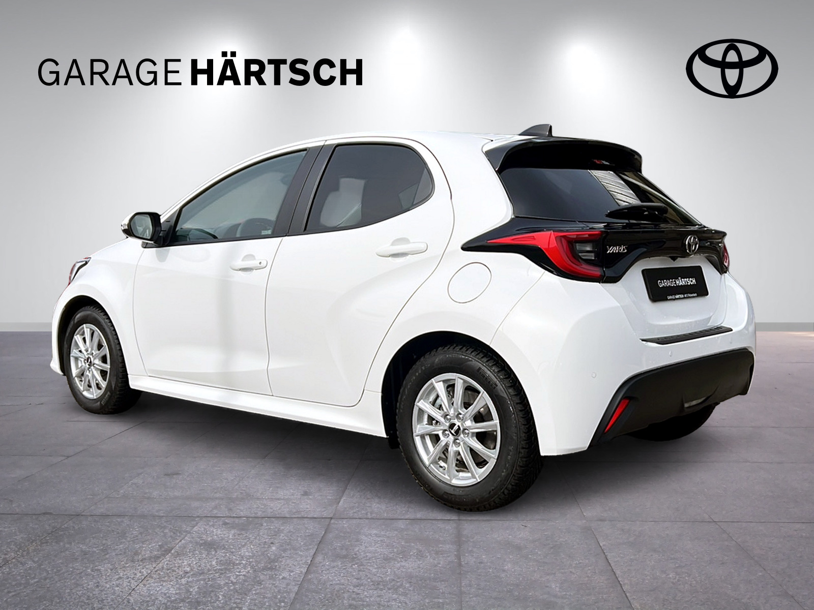 TOYOTA Yaris 1.5 VVT-i HSD Trend-image-3