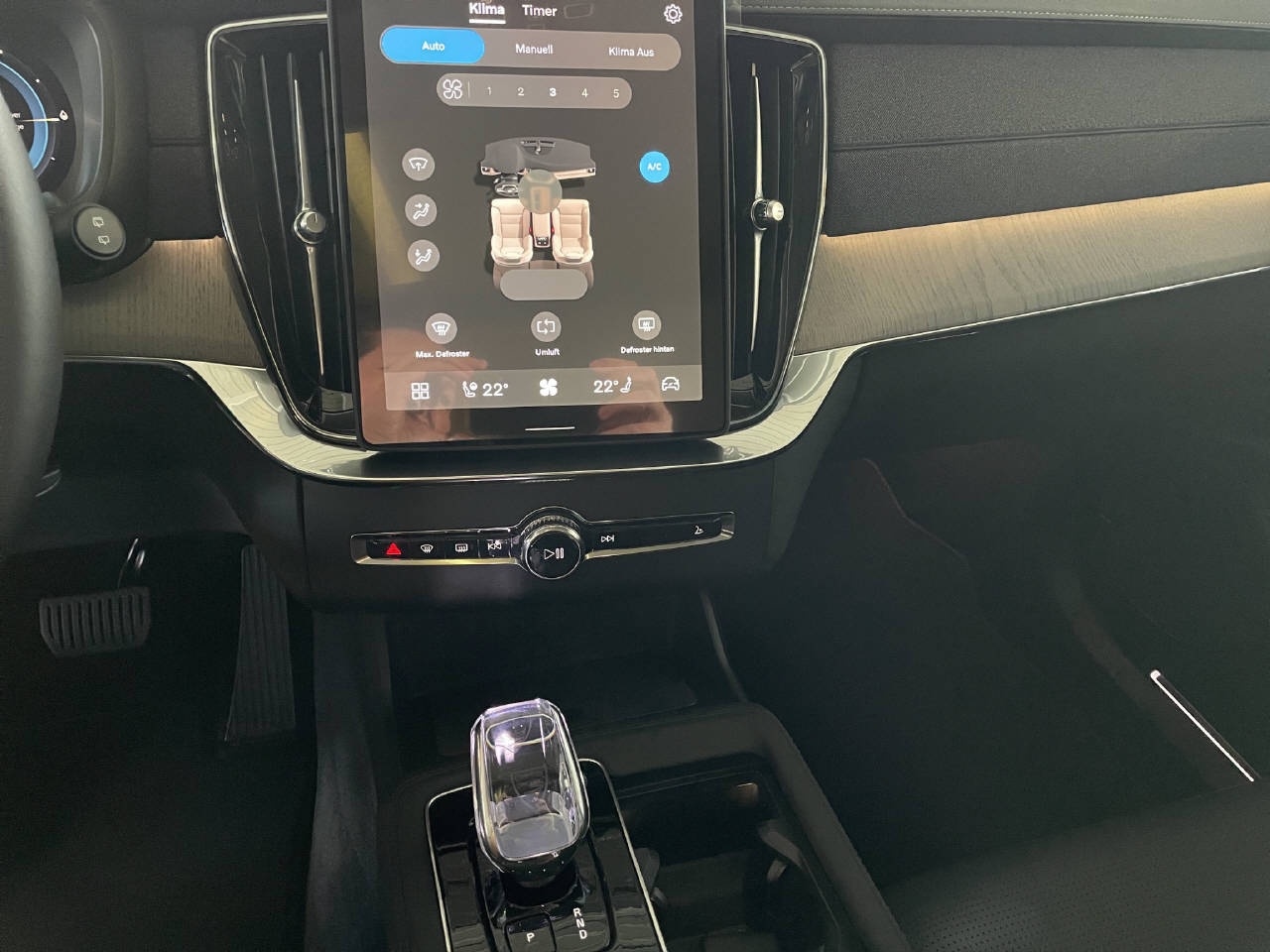 VOLVO XC90 2.0 T8 TE Ultra Bright eAWD-image-11