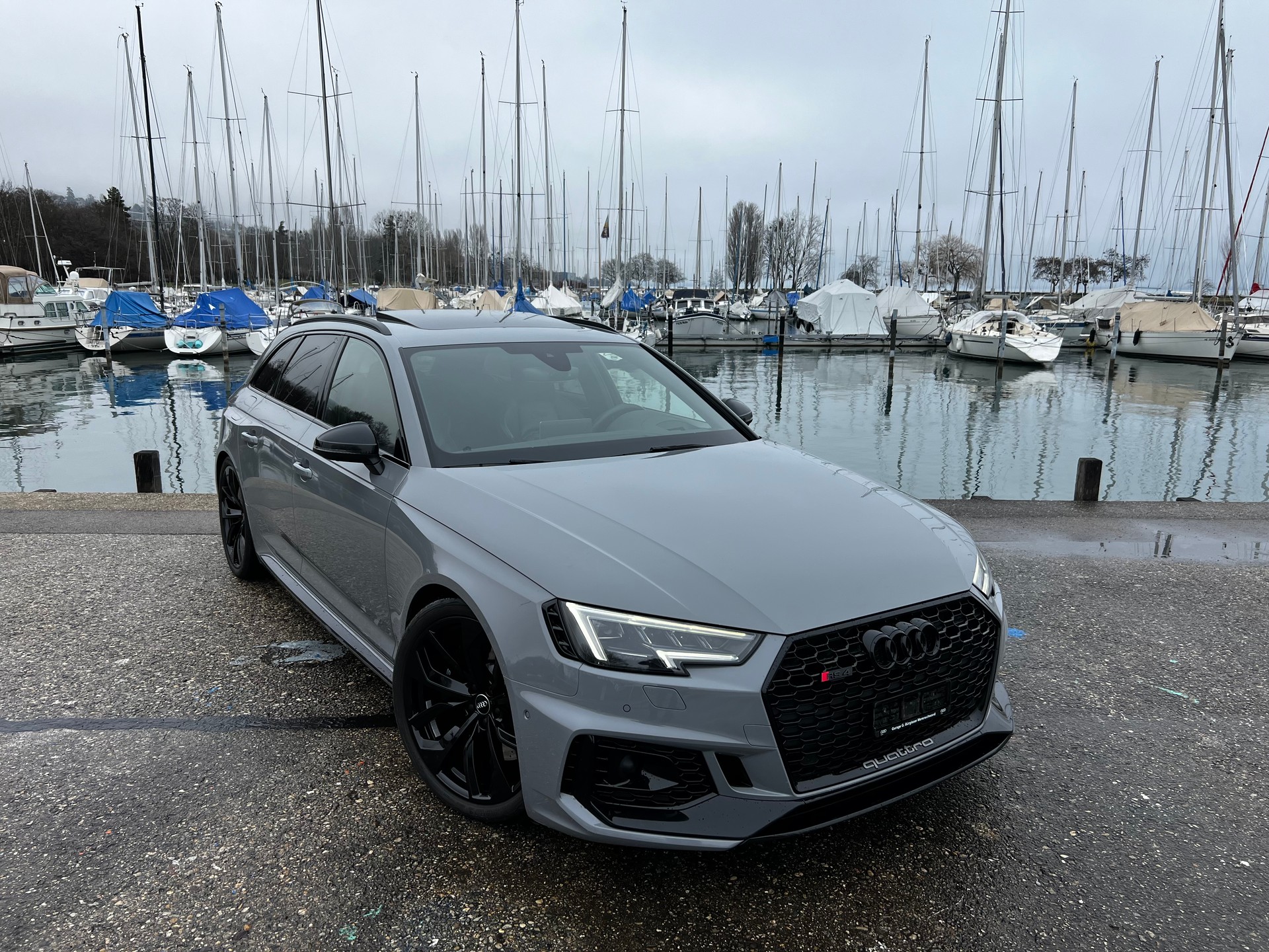 AUDI AUDI RS4 NARDO GREY-image-1