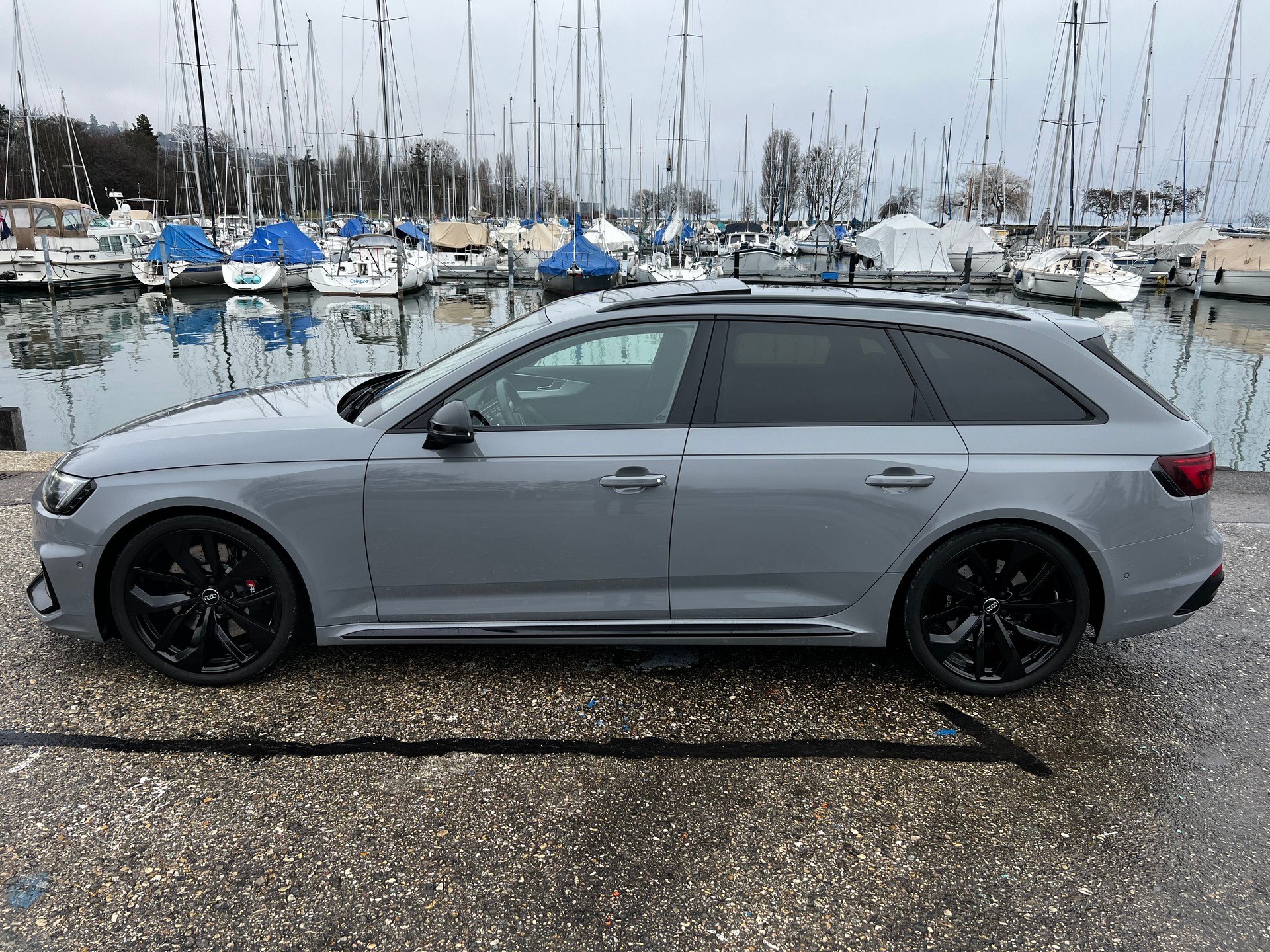 AUDI AUDI RS4 NARDO GREY-image-4