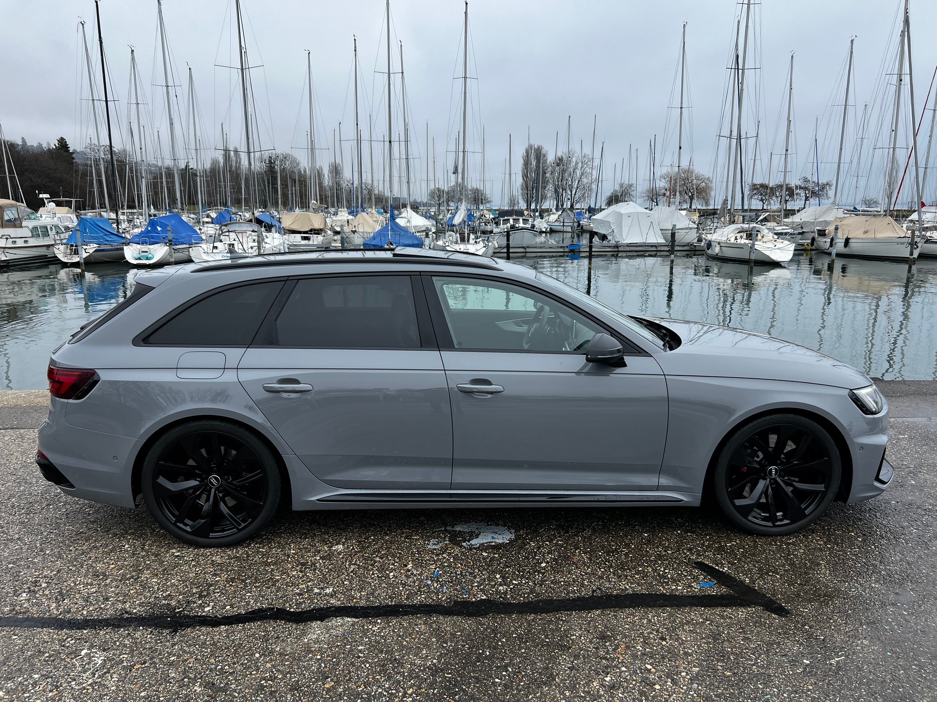 AUDI AUDI RS4 NARDO GREY-image-5