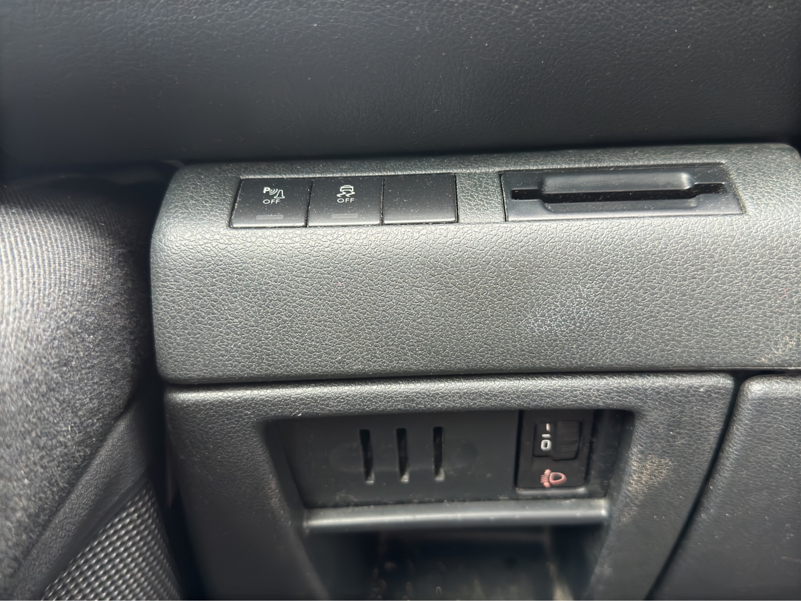 PEUGEOT 5008 2.0 HDI Business-image-13