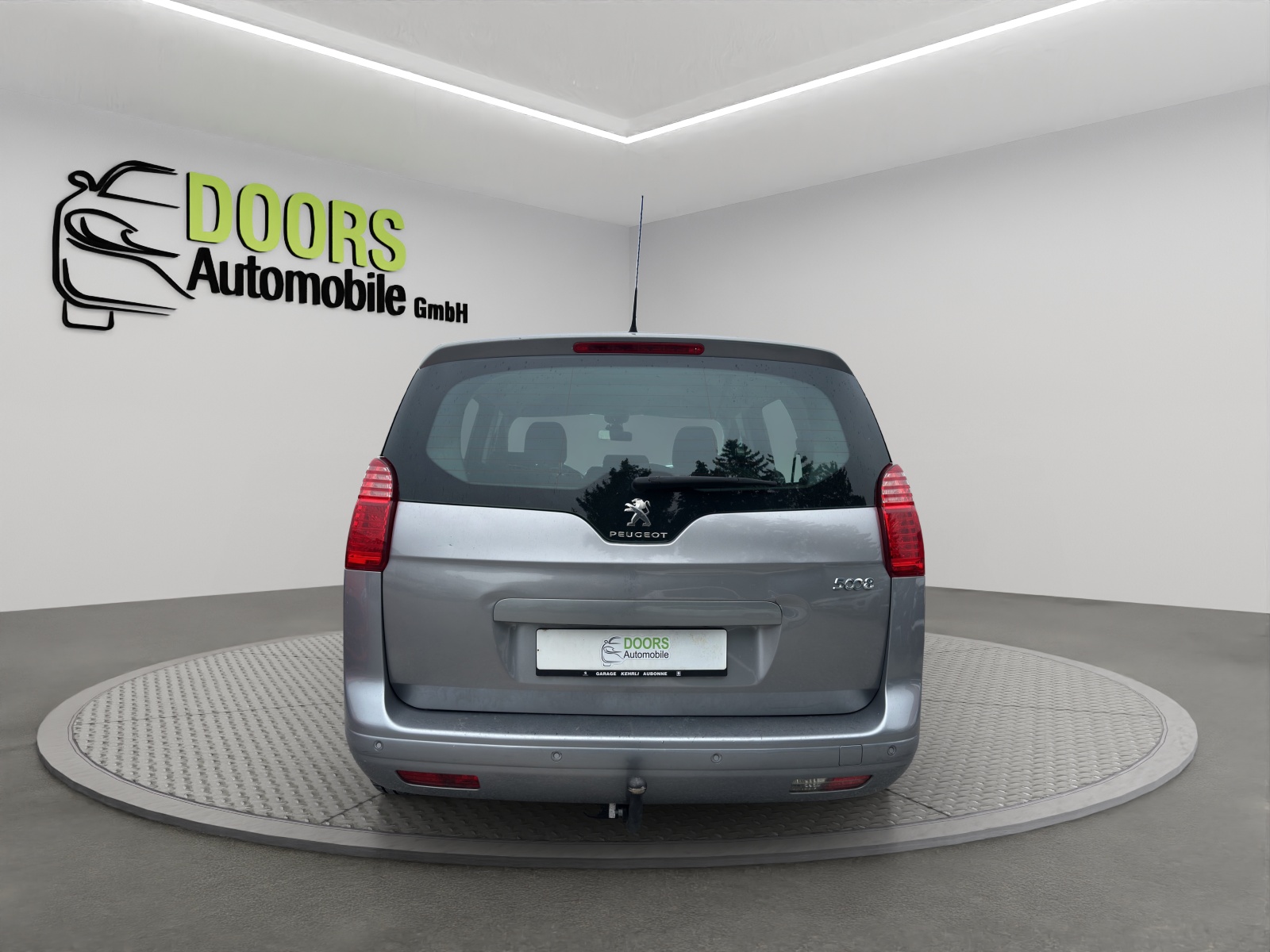 PEUGEOT 5008 2.0 HDI Business-image-4