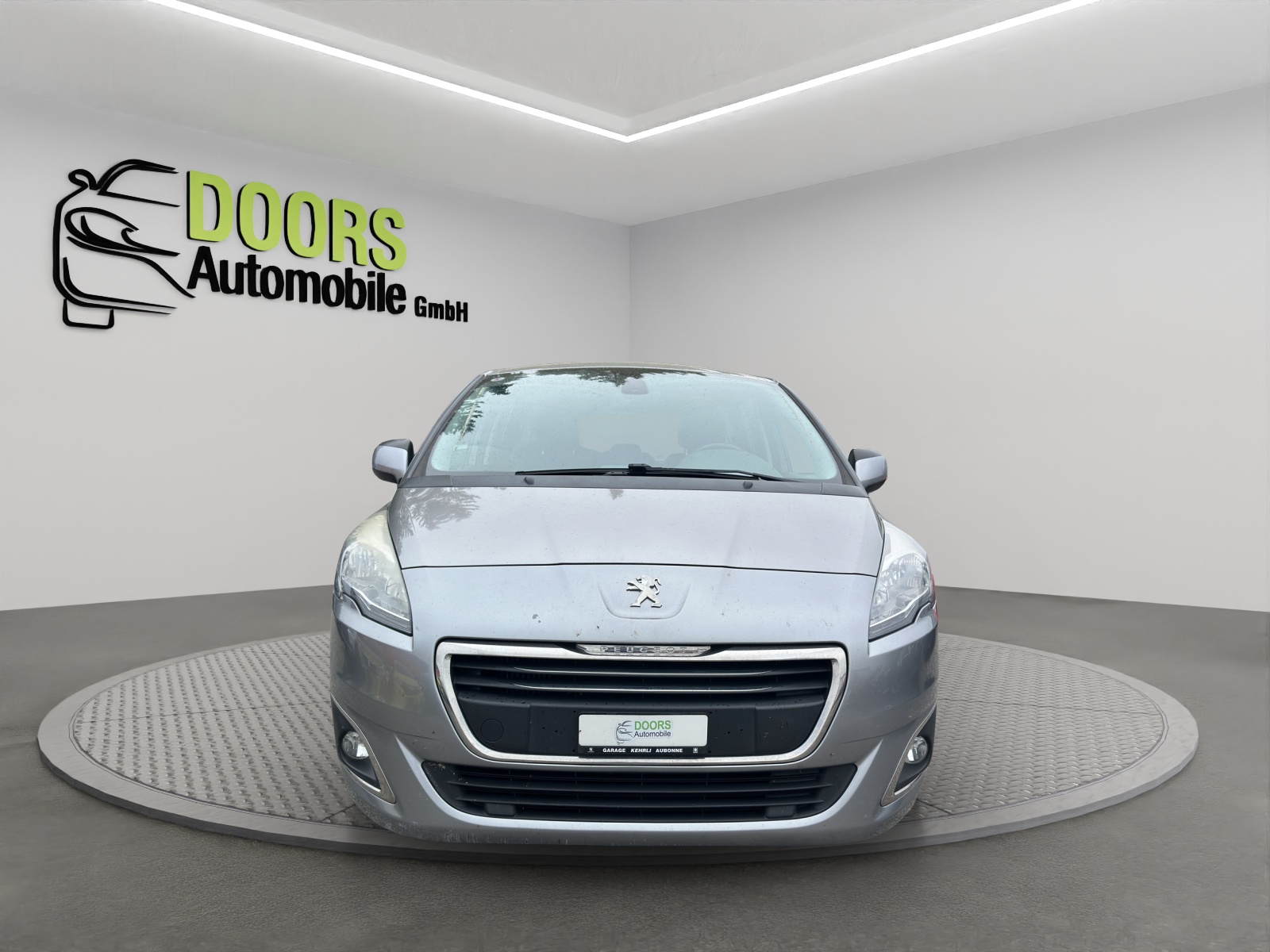 PEUGEOT 5008 2.0 HDI Business-image-1