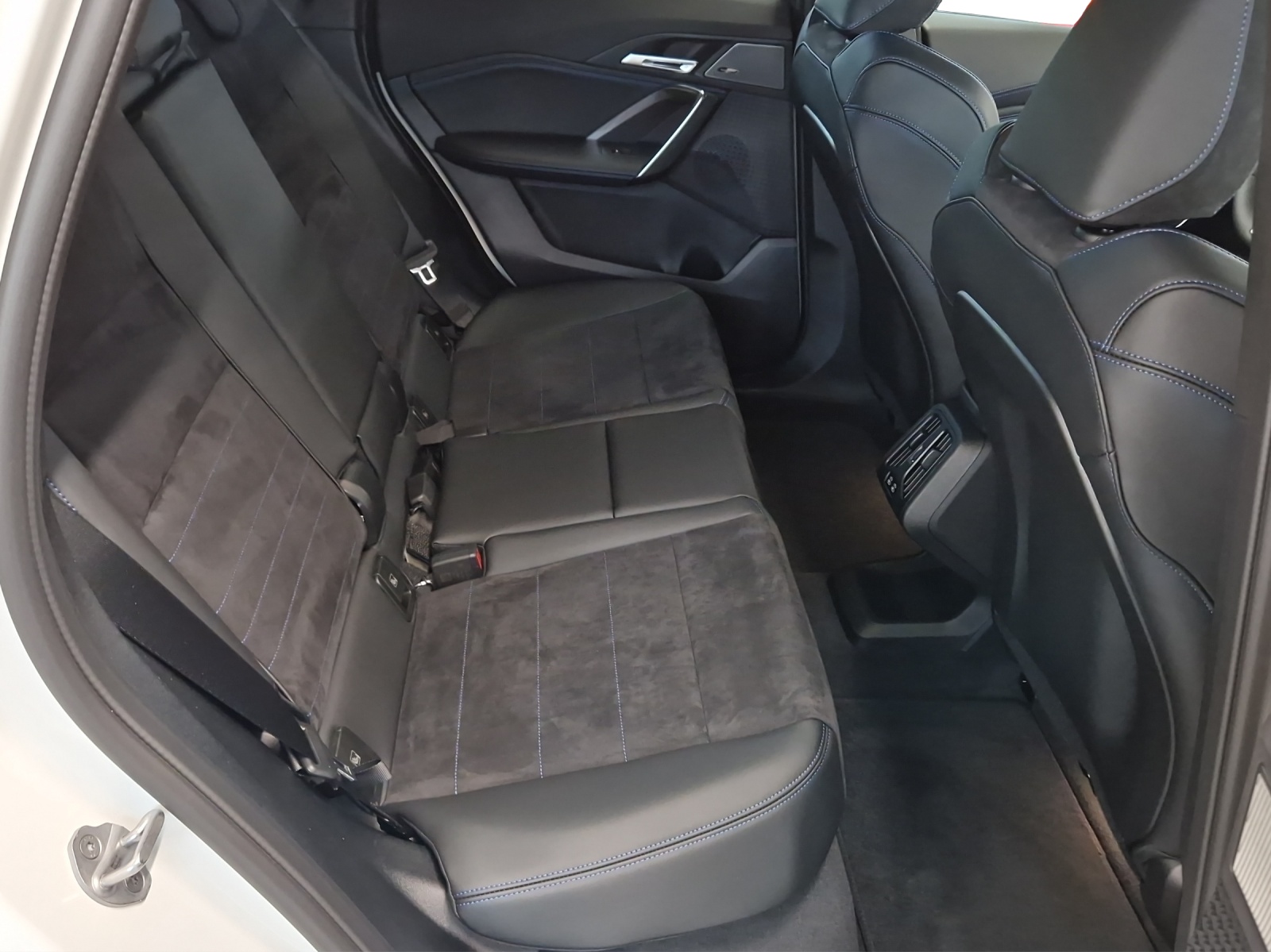 BMW X1 xDrive 30e M Sport-image-14