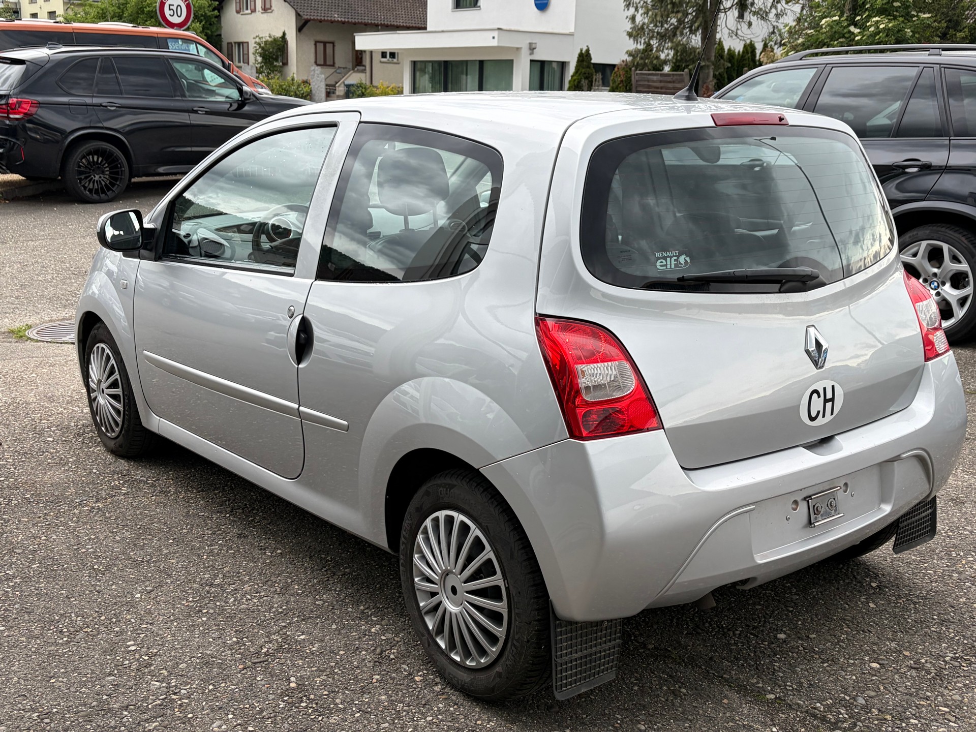 RENAULT Twingo 1.2 16V Dynamique-showroom-element-3