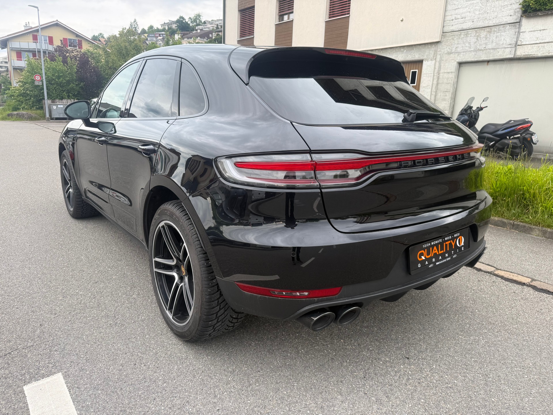 PORSCHE Macan PDK-image-4