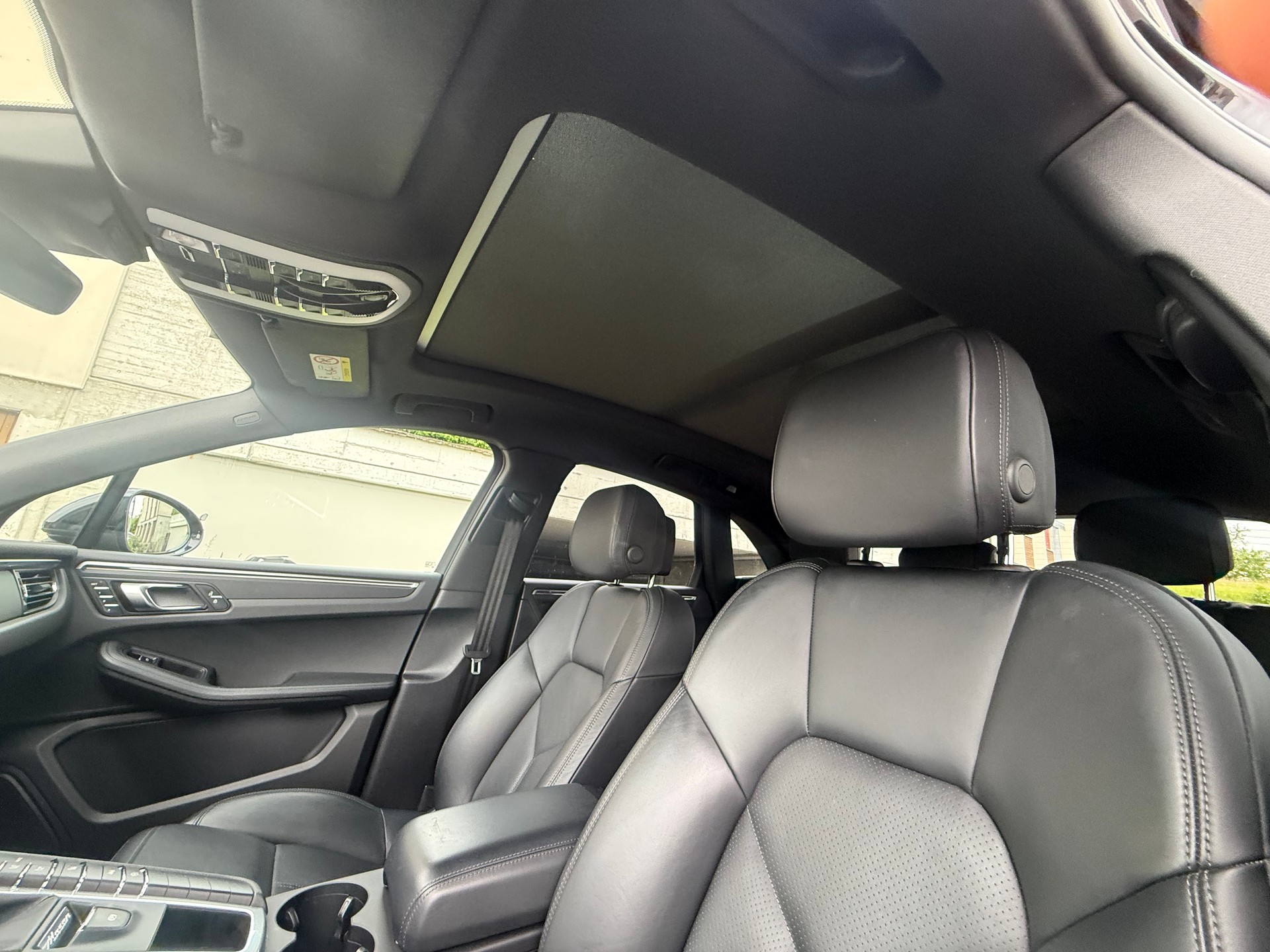 PORSCHE Macan PDK-image-9