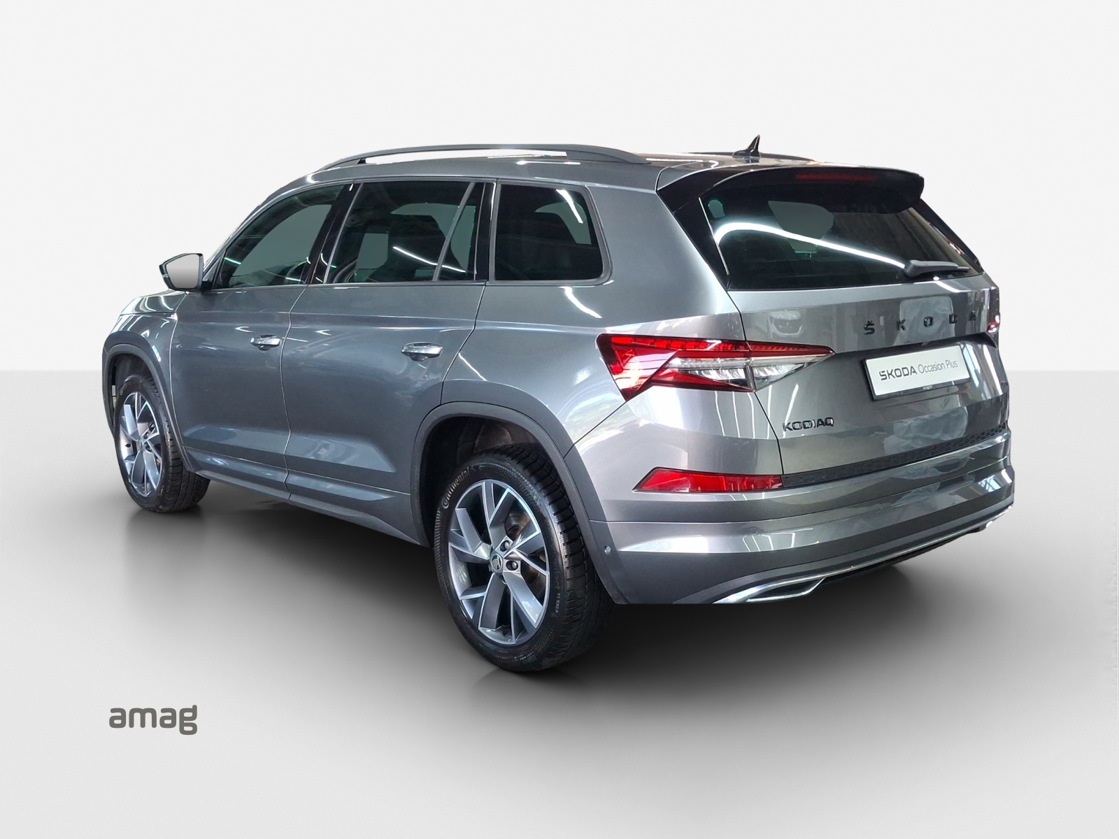 SKODA Kodiaq 2.0 TSI 4x4 SportLine-image-2