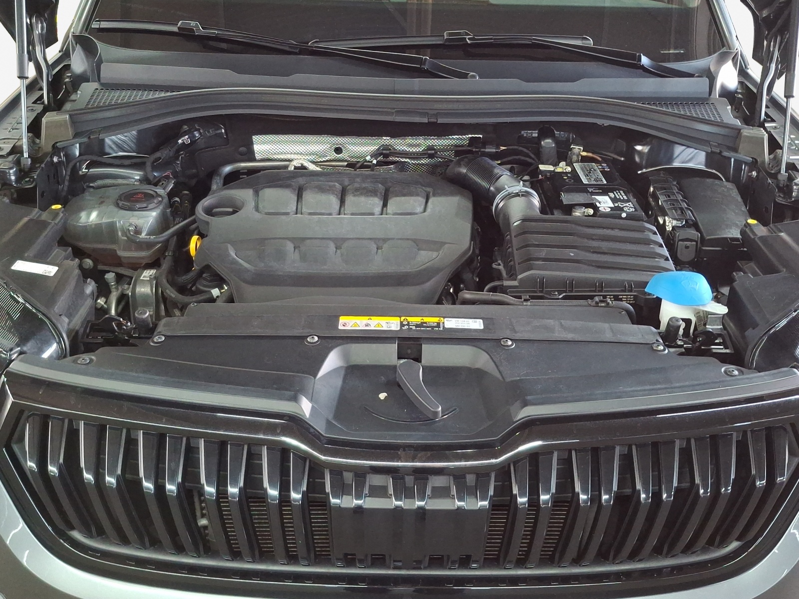 SKODA Kodiaq 2.0 TSI 4x4 SportLine-image-15