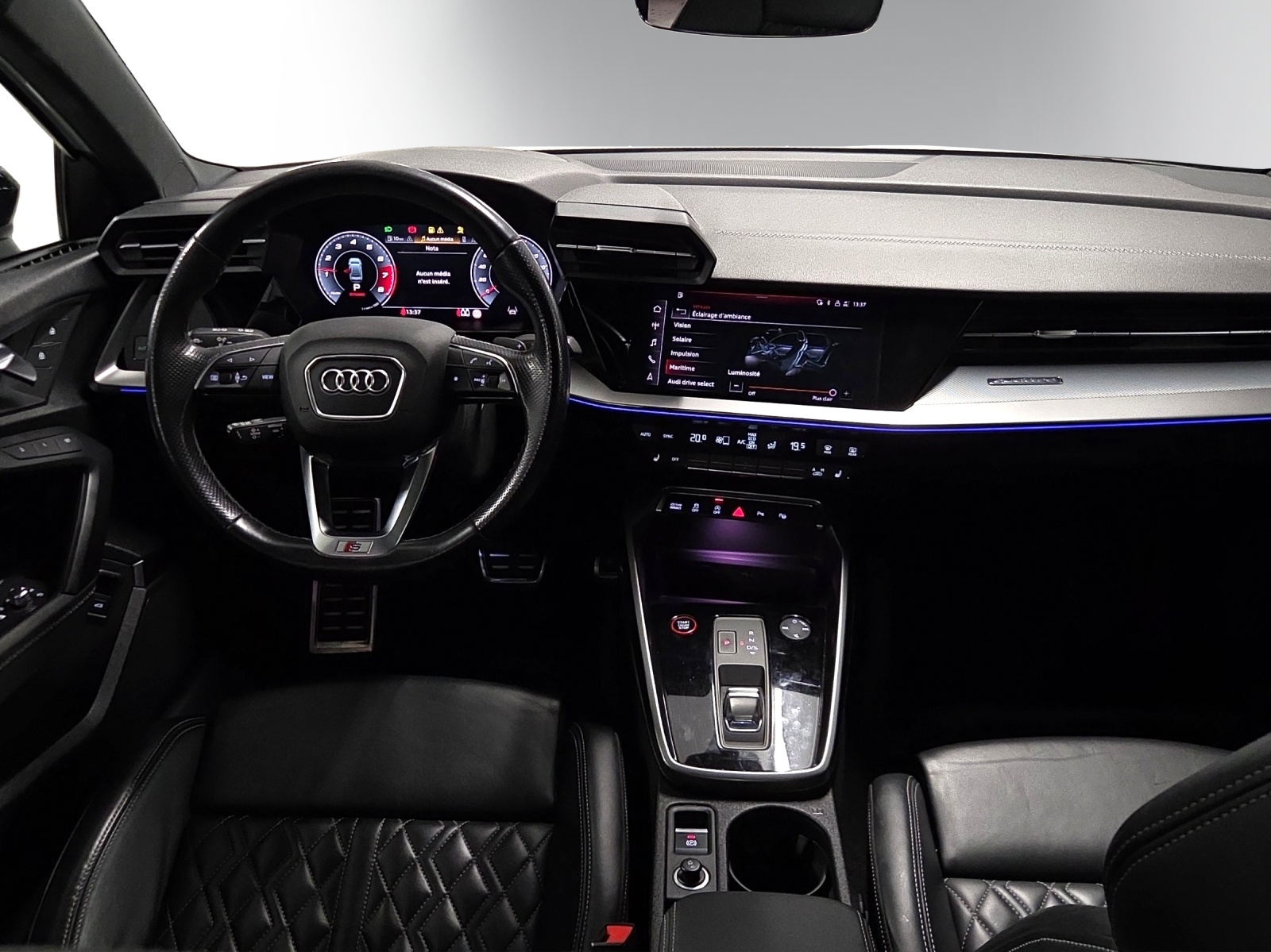 AUDI S3 Limousine 2.0 TFSI quattro S-tronic-image-11