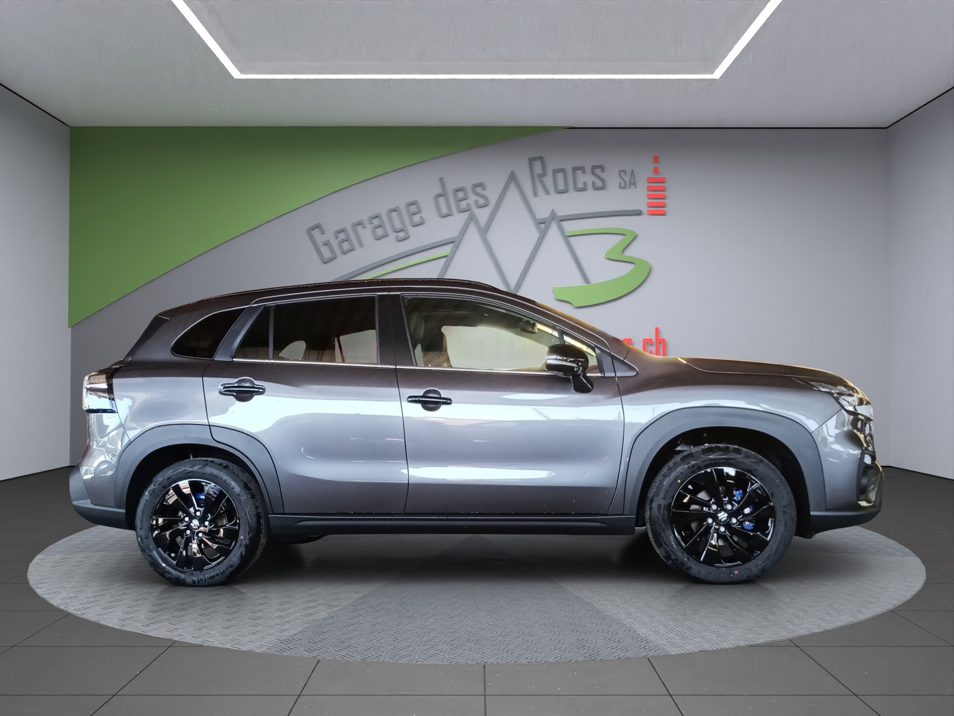 SUZUKI S-Cross 1.4 T Black Edition Top Hybrid 4x4-image-7