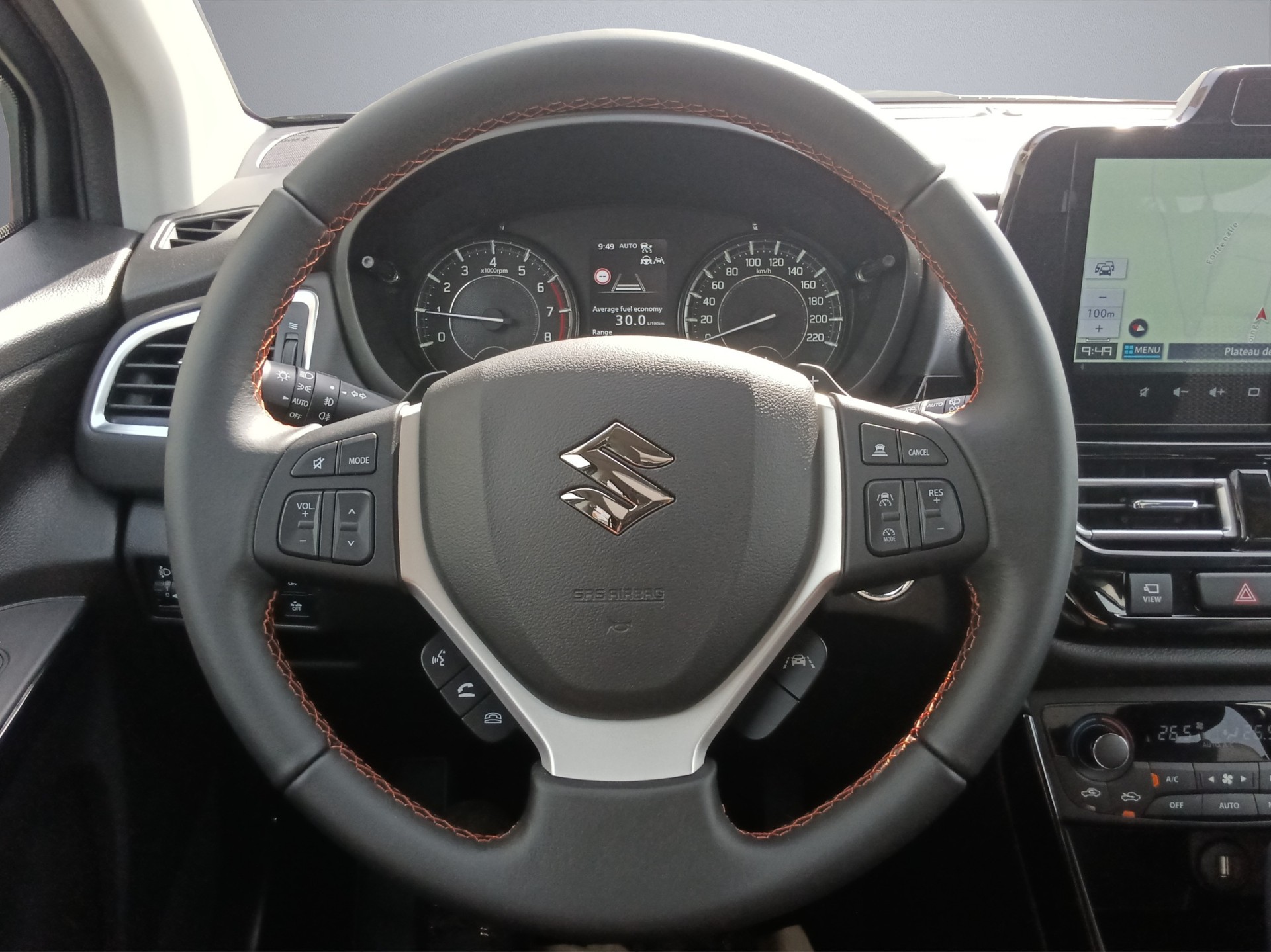 SUZUKI S-Cross 1.4 T Black Edition Top Hybrid 4x4-image-13