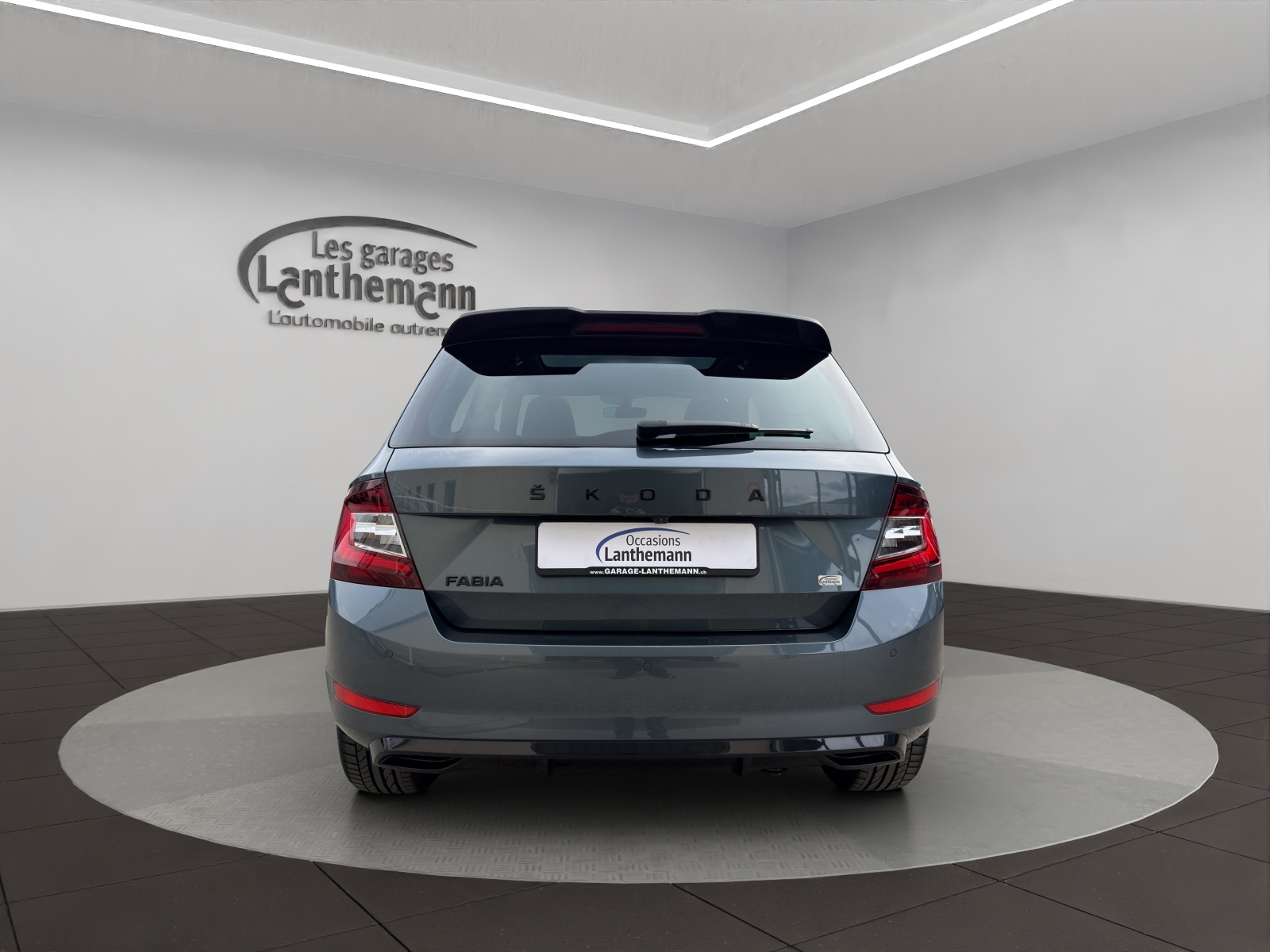 SKODA Fabia 1.0 TSI Monte Carlo-image-3