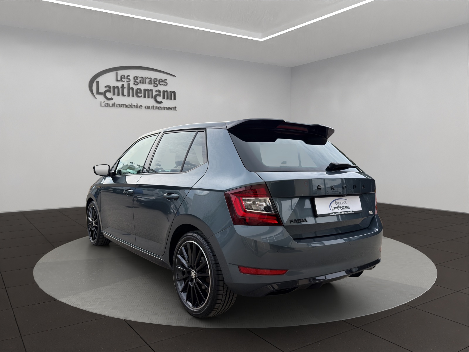 SKODA Fabia 1.0 TSI Monte Carlo-image-2