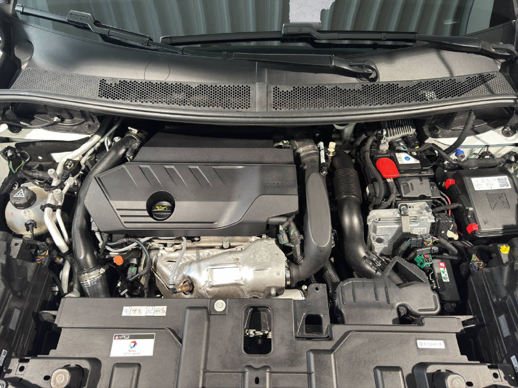 CITROEN C5 Aircross 1.6 Plug-in Hybrid Swiss Edition-image-8
