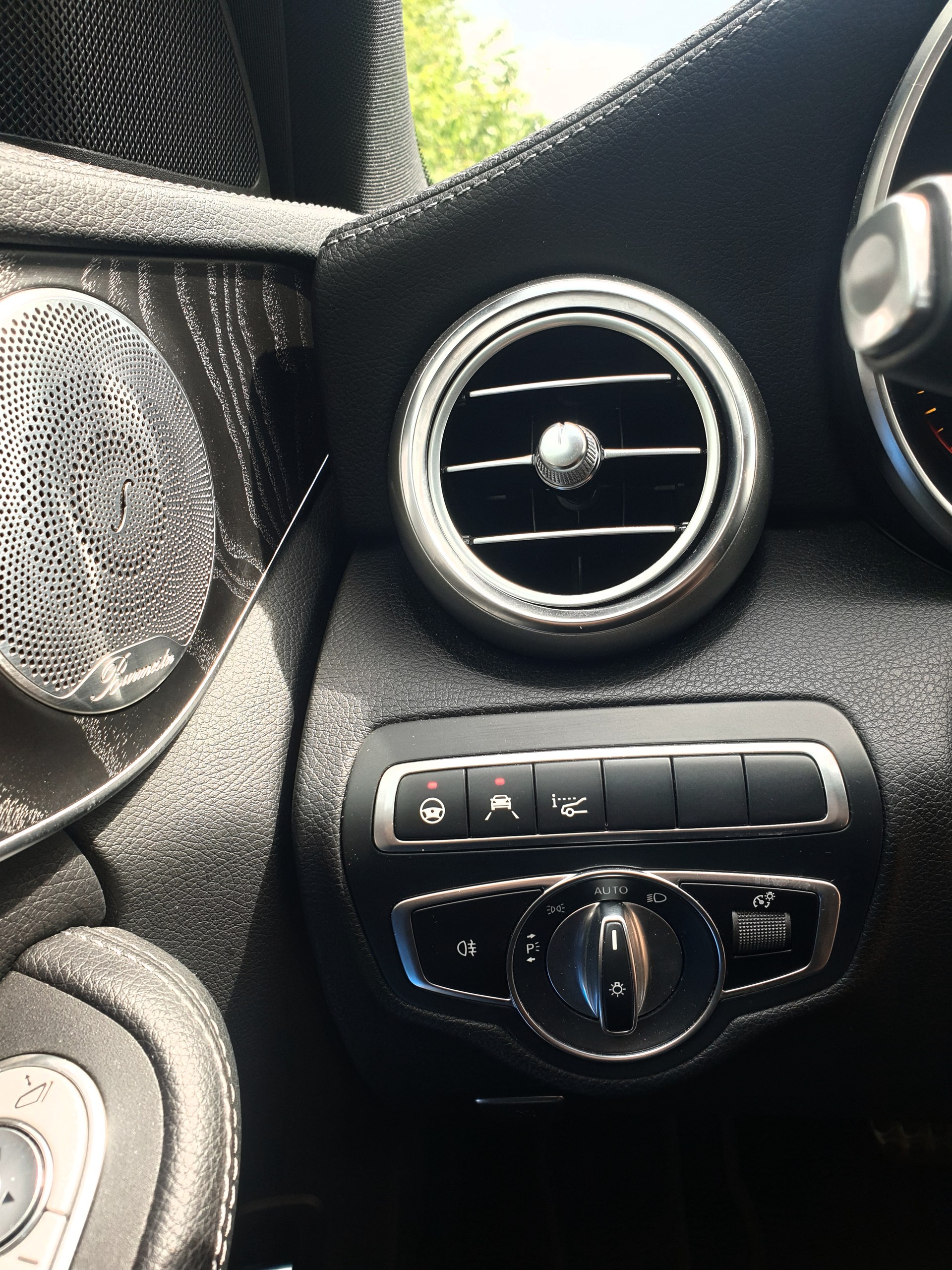 MERCEDES-BENZ C 220 d Swiss Star AMG Line 4m-image-8