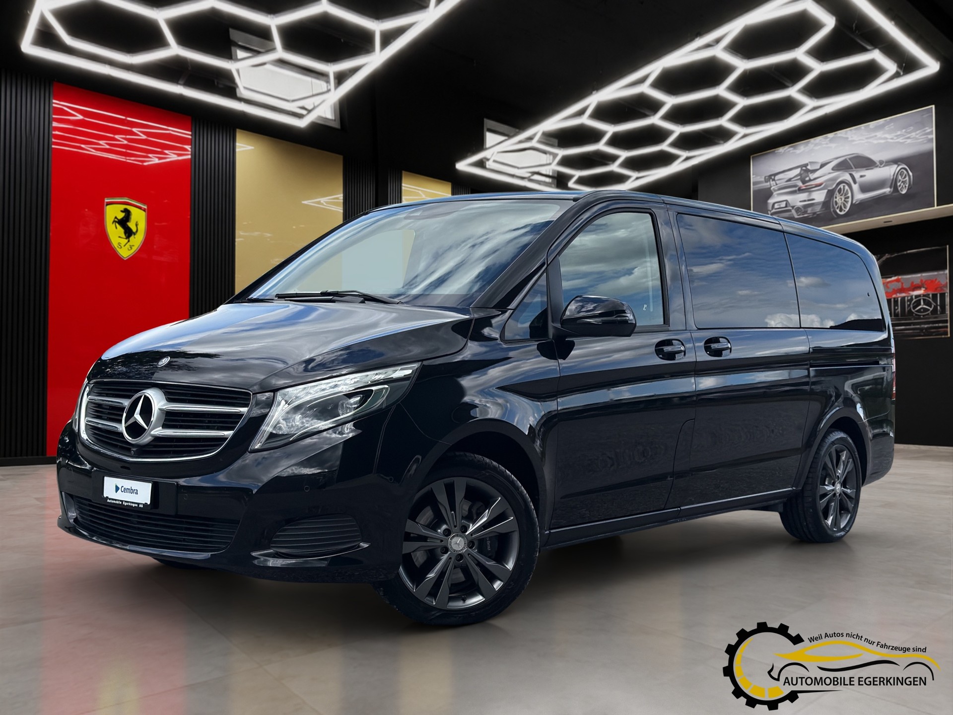 MERCEDES-BENZ V 220 d lang 4matic Van mit Rollstuhl-Rampe