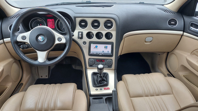 ALFA ROMEO 159 SW 2.4JTD Distinctive-image-9