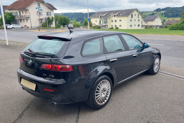 ALFA ROMEO 159 SW 2.4JTD Distinctive-image-3
