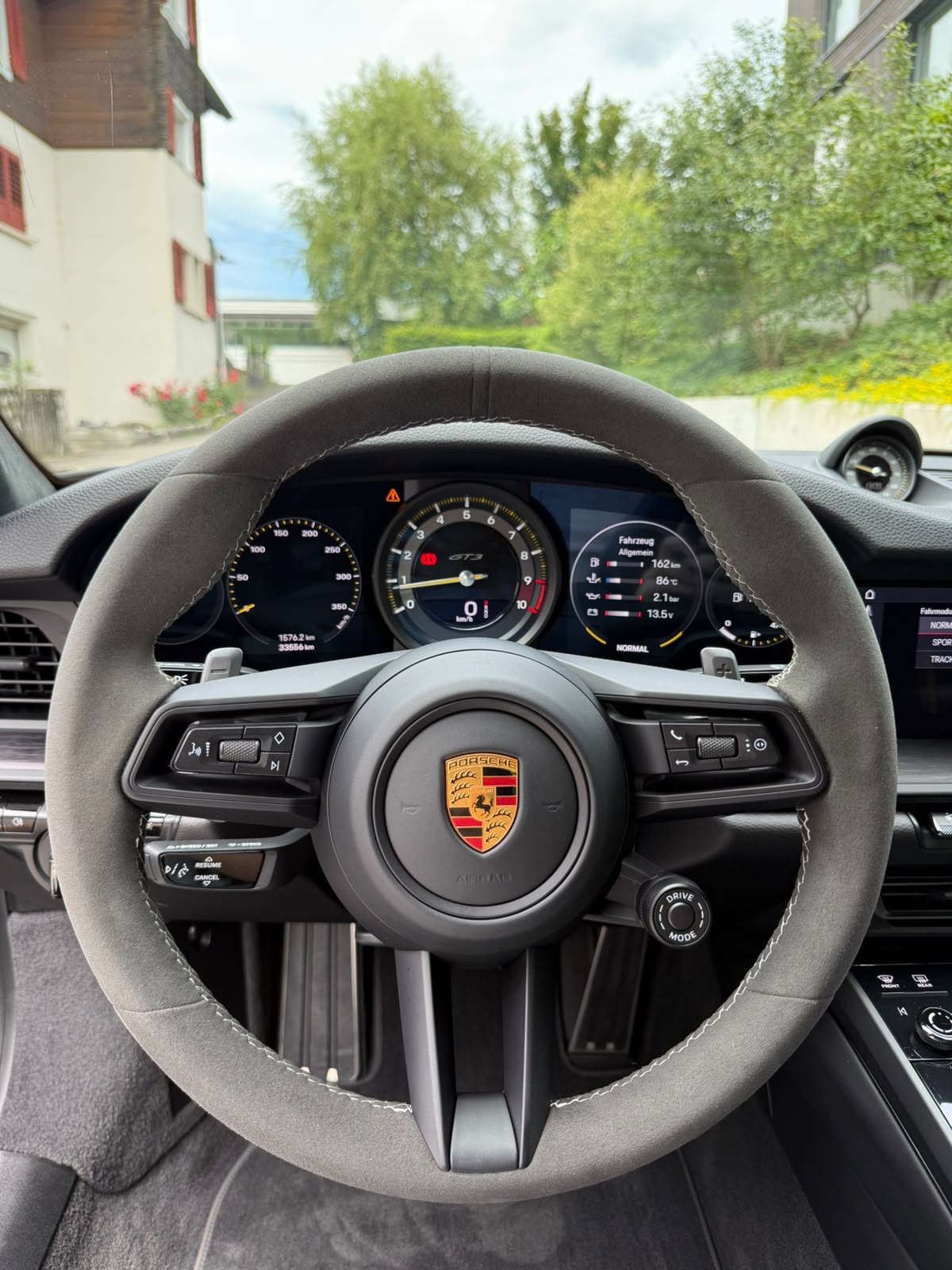 PORSCHE 911 GT3 PDK *Approved-Garantie*-image-10