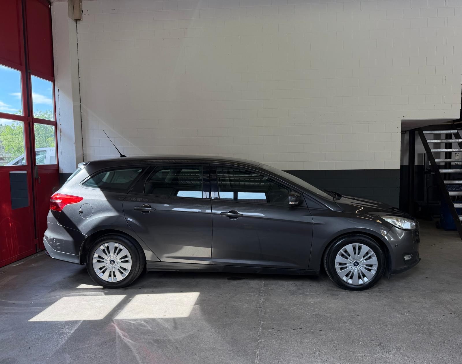 FORD Focus 1.5 SCTi Titanium Automatic //NEU AB MFK!-image-2