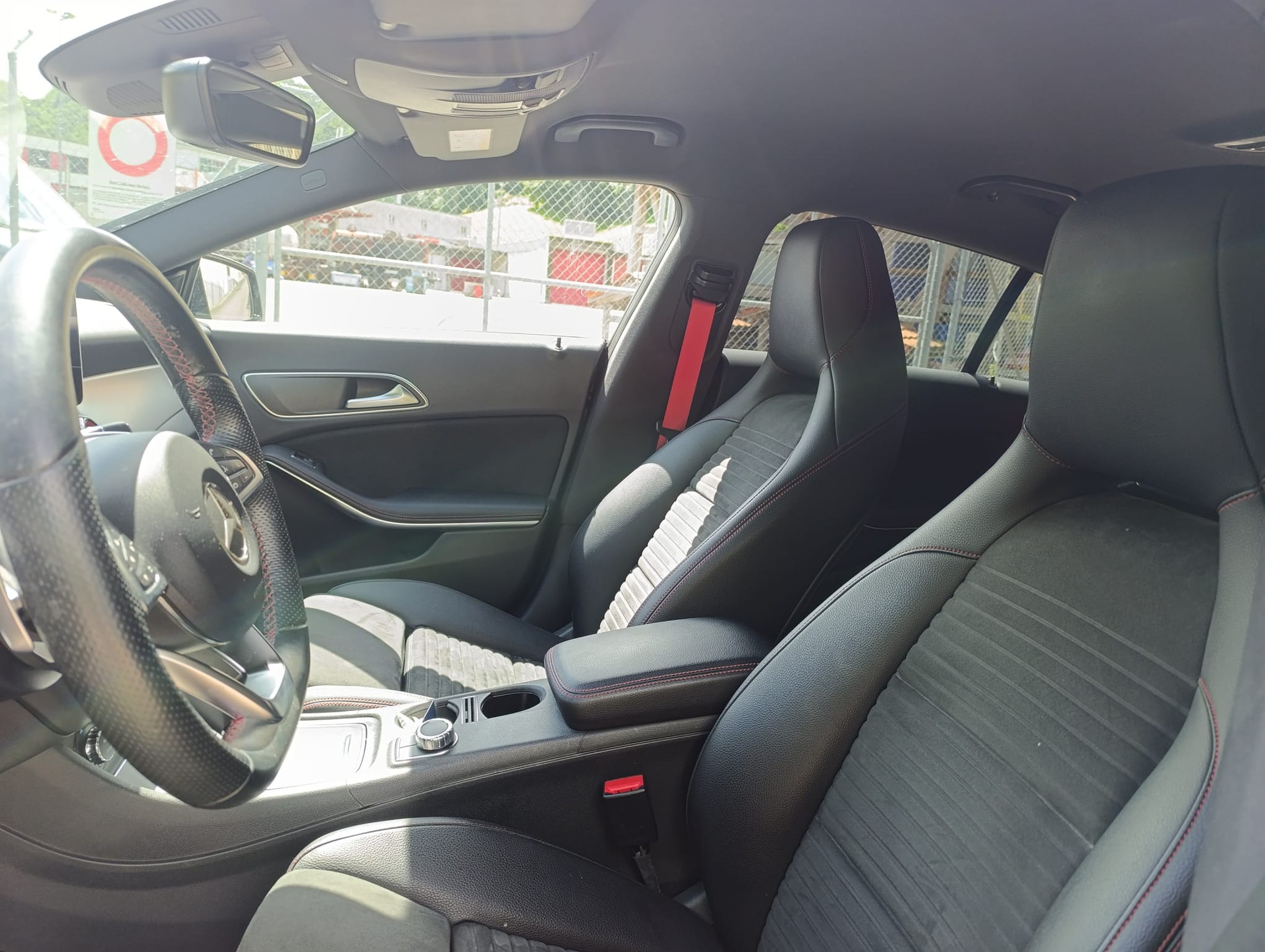 MERCEDES-BENZ CLA Shooting Brake 250 Sport 4Matic 7G-DCT-image-5