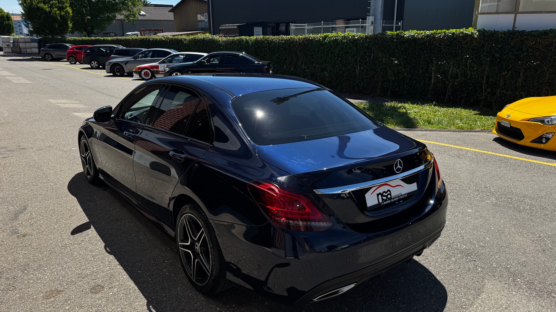 MERCEDES-BENZ C 400 AMG Line 4Matic 9G-Tronic-image-6