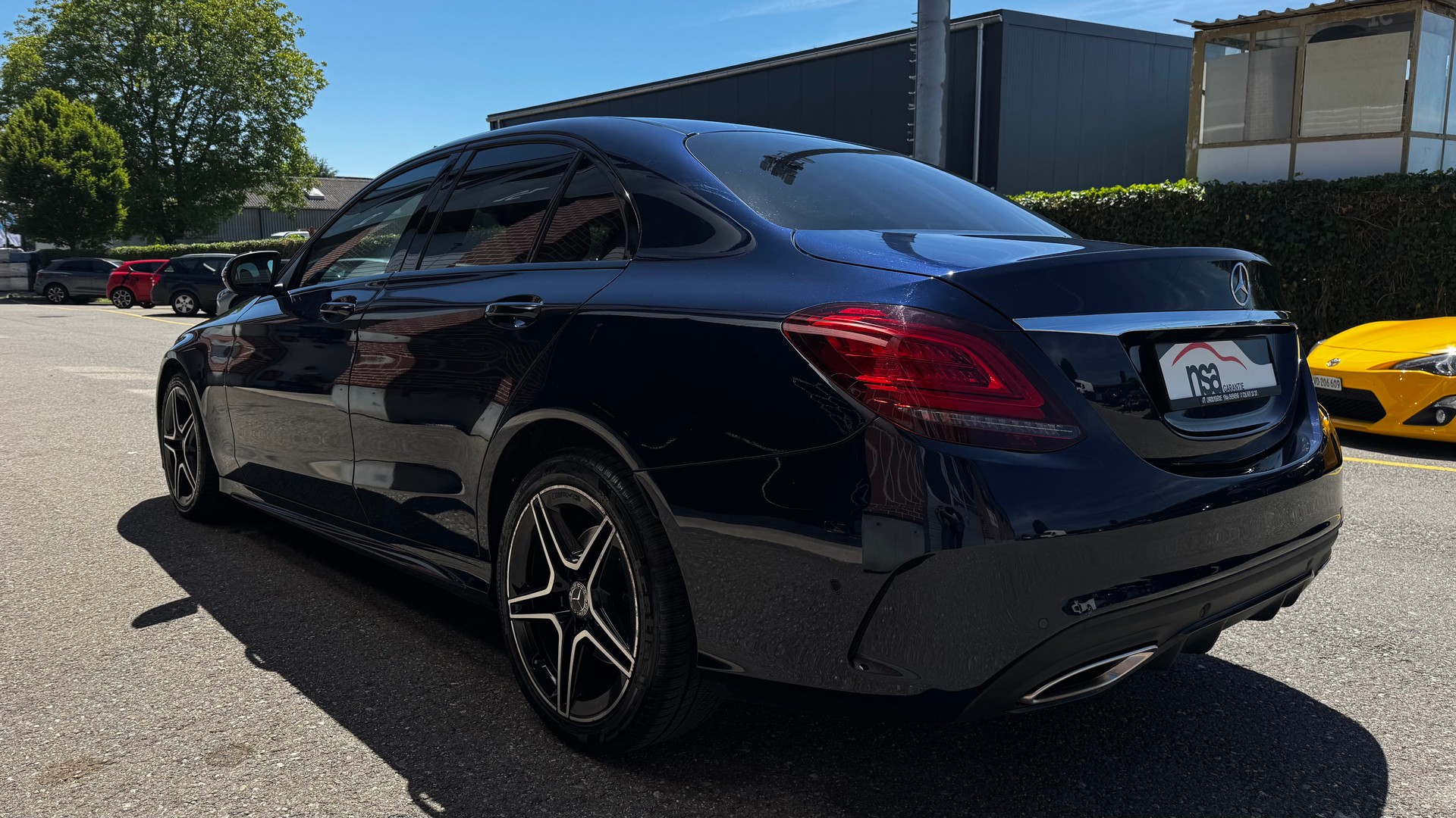MERCEDES-BENZ C 400 AMG Line 4Matic 9G-Tronic-image-3