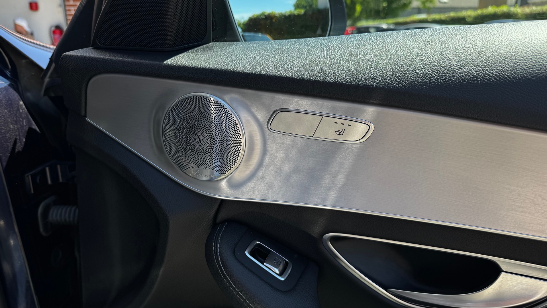 MERCEDES-BENZ C 400 AMG Line 4Matic 9G-Tronic-image-12