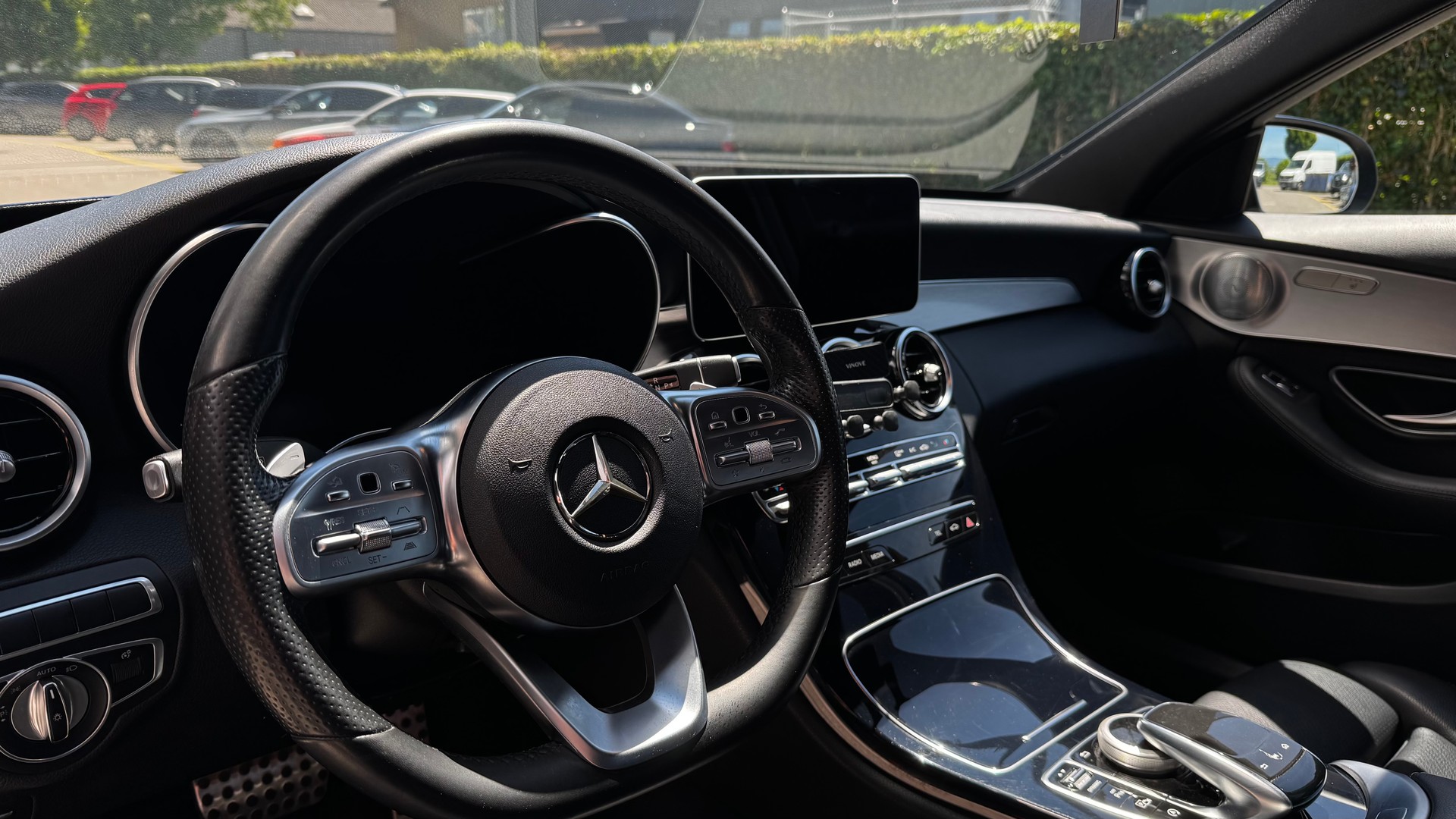 MERCEDES-BENZ C 400 AMG Line 4Matic 9G-Tronic-image-21