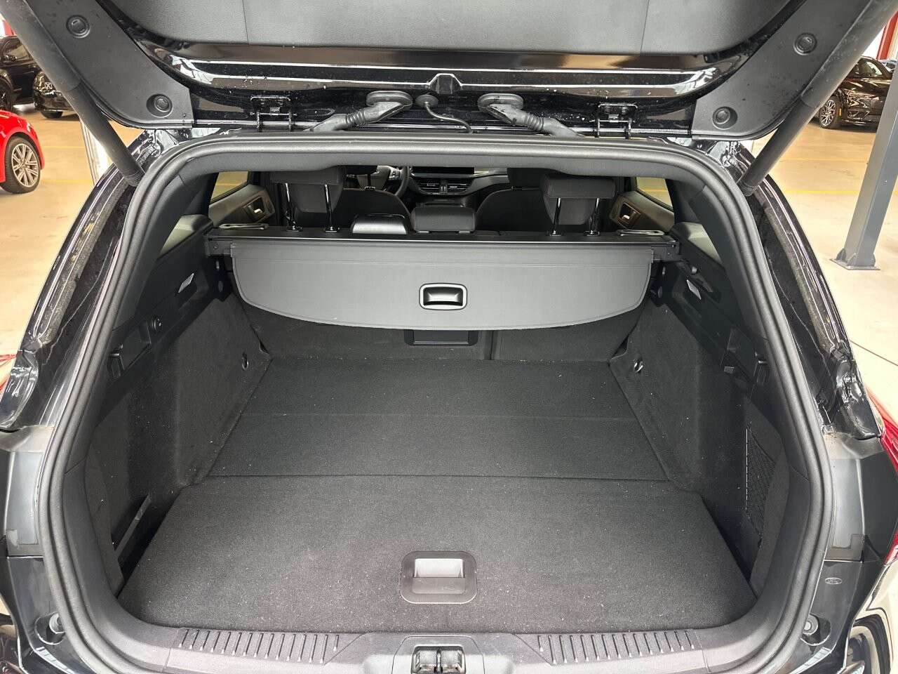 FORD Ford - Focus SW ST-Line X - 155 PS-image-6