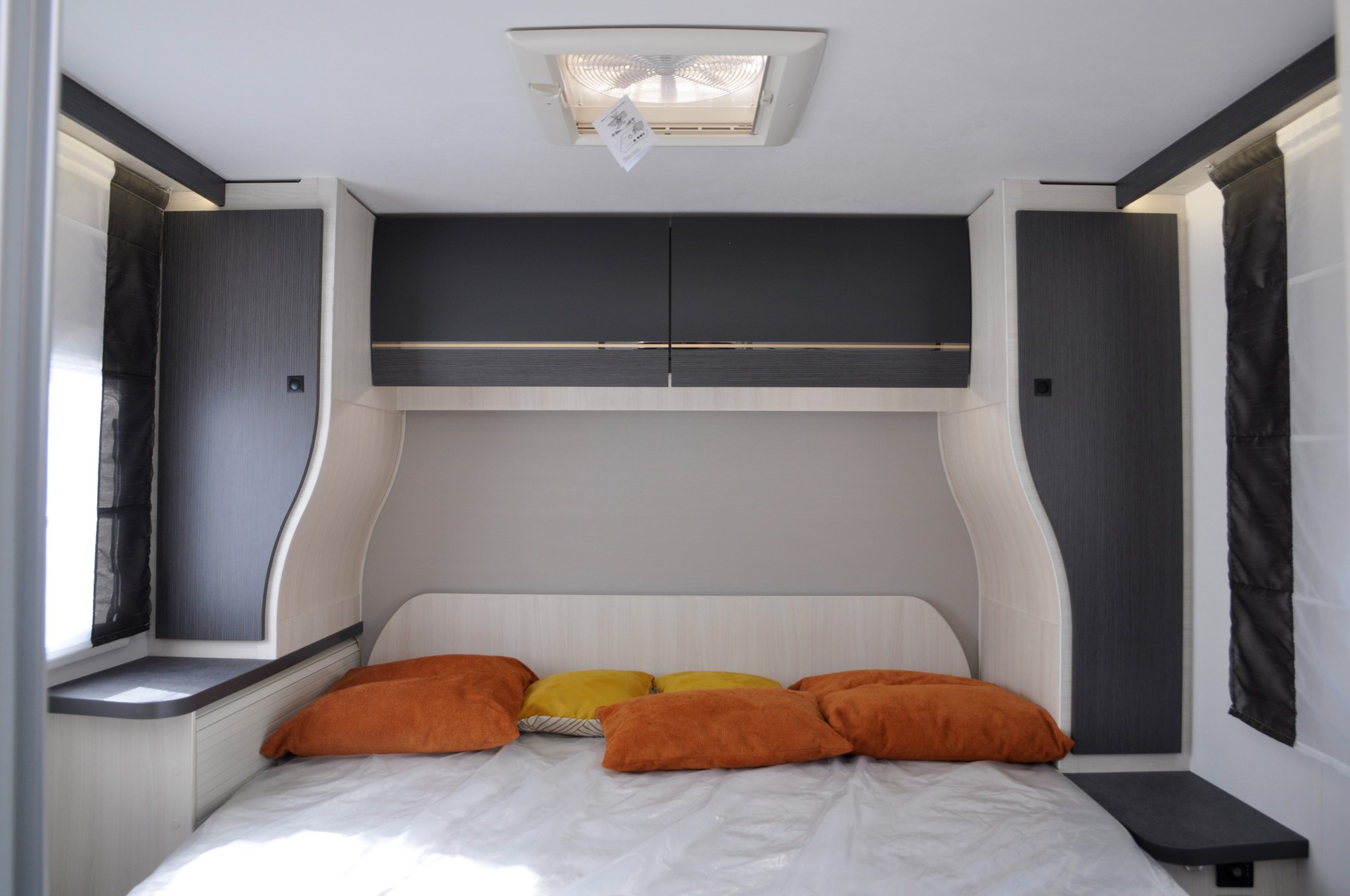 CHALLENGER 328 Graphite Edition-image-20