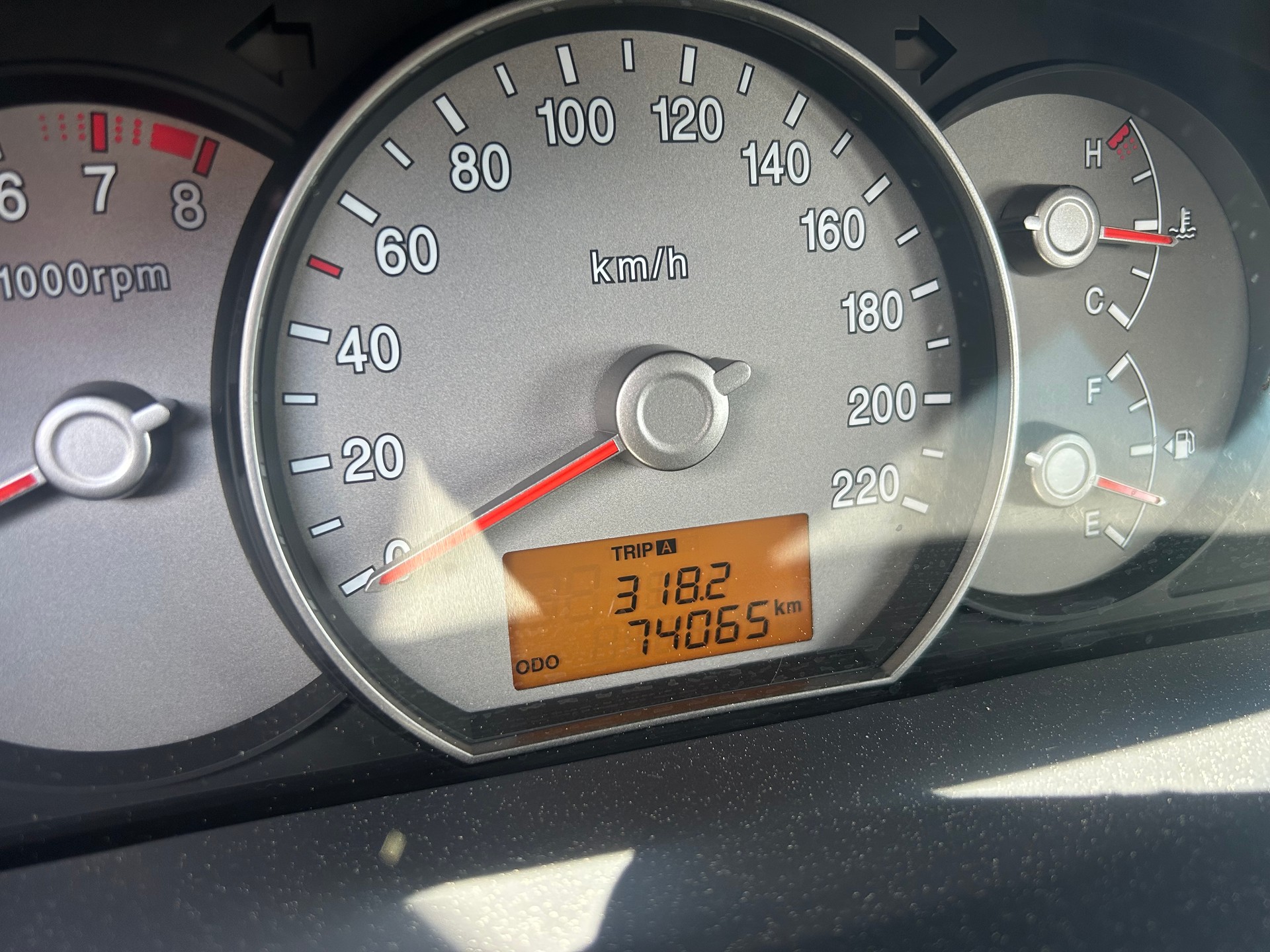 KIA Carens 2.0 CVVT Style-image-8