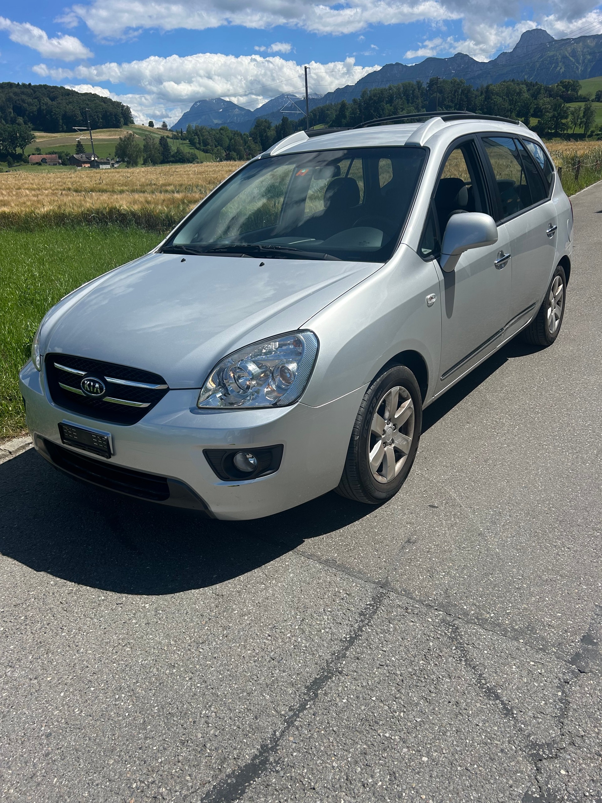 KIA Carens 2.0 CVVT Style
