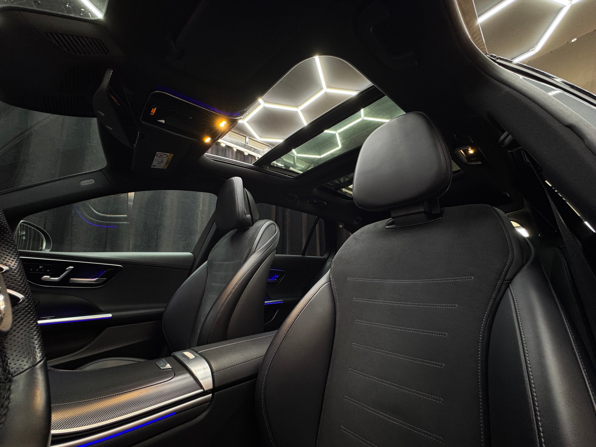 MERCEDES-BENZ C 220 d AMG Line 4matic Kombi | 1 Jahr Garantie | Panorama | *ab CHF 299.-/ Monat*-image-11