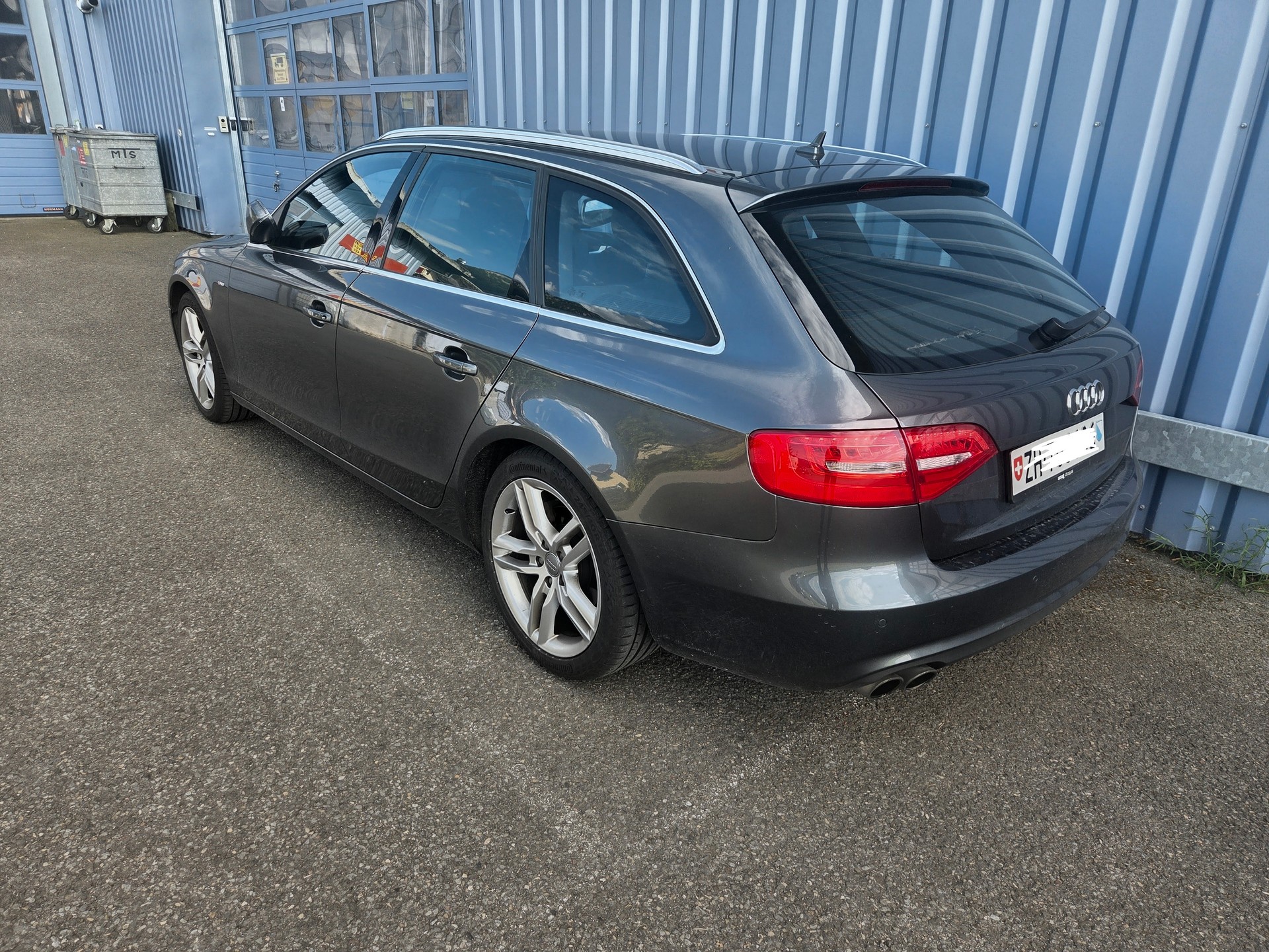 AUDI 2.0 TDI 177 quattro S-Tronic-image-1