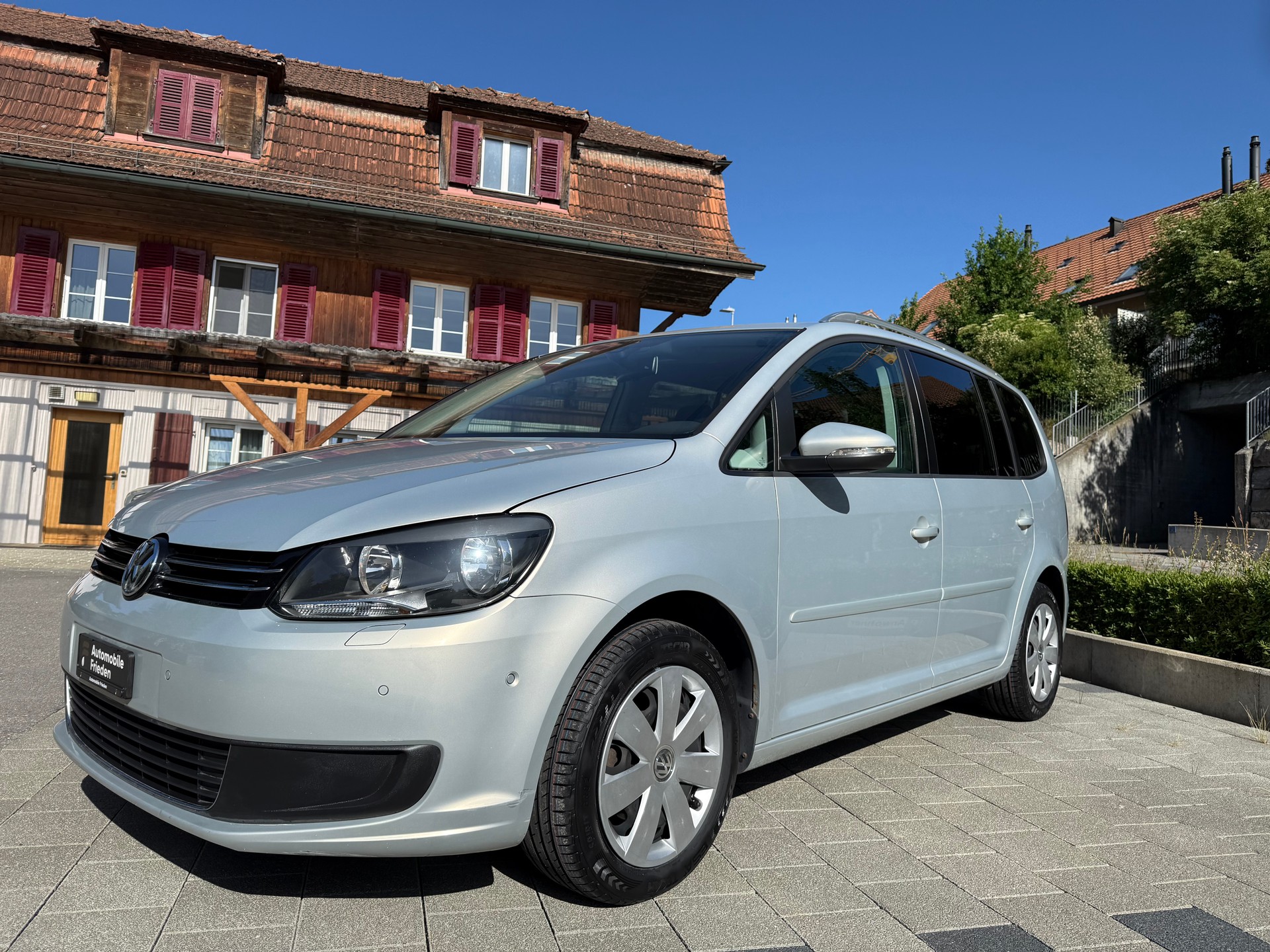 VW Touran 1.6 TDI Comfortline DSG-image-2