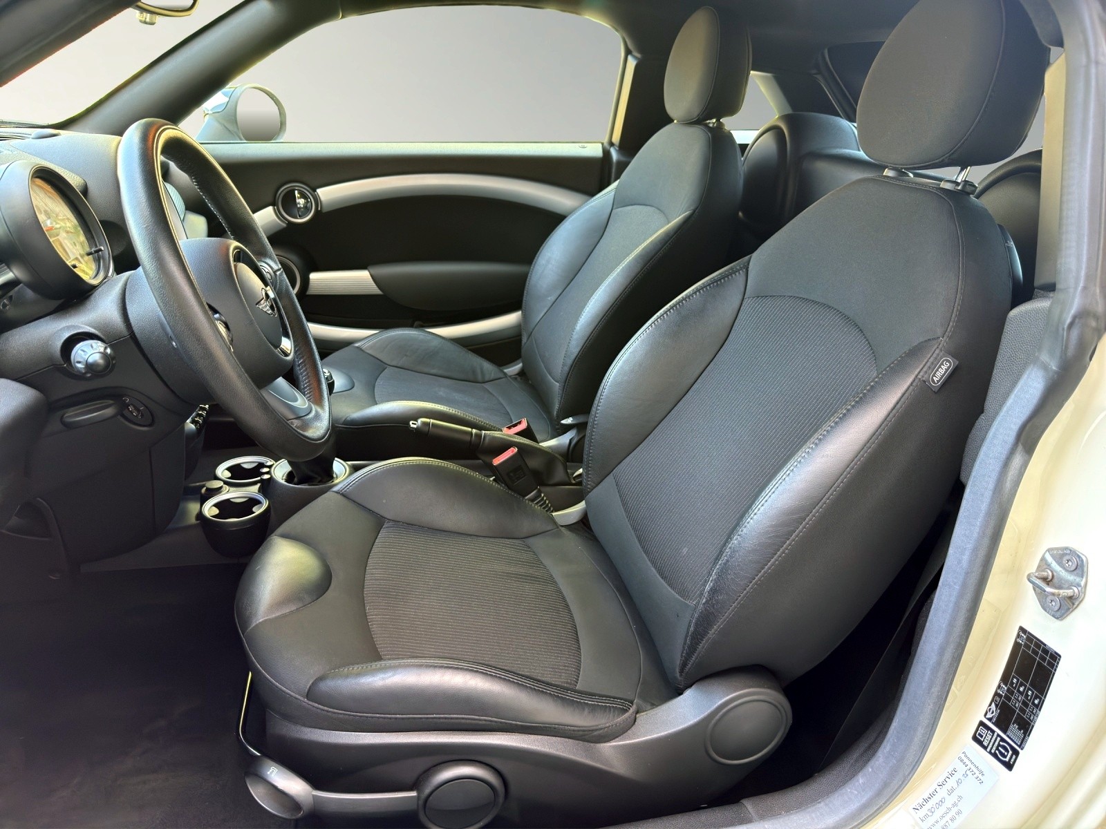MINI Coupé R58 1.6i Cooper-image-8