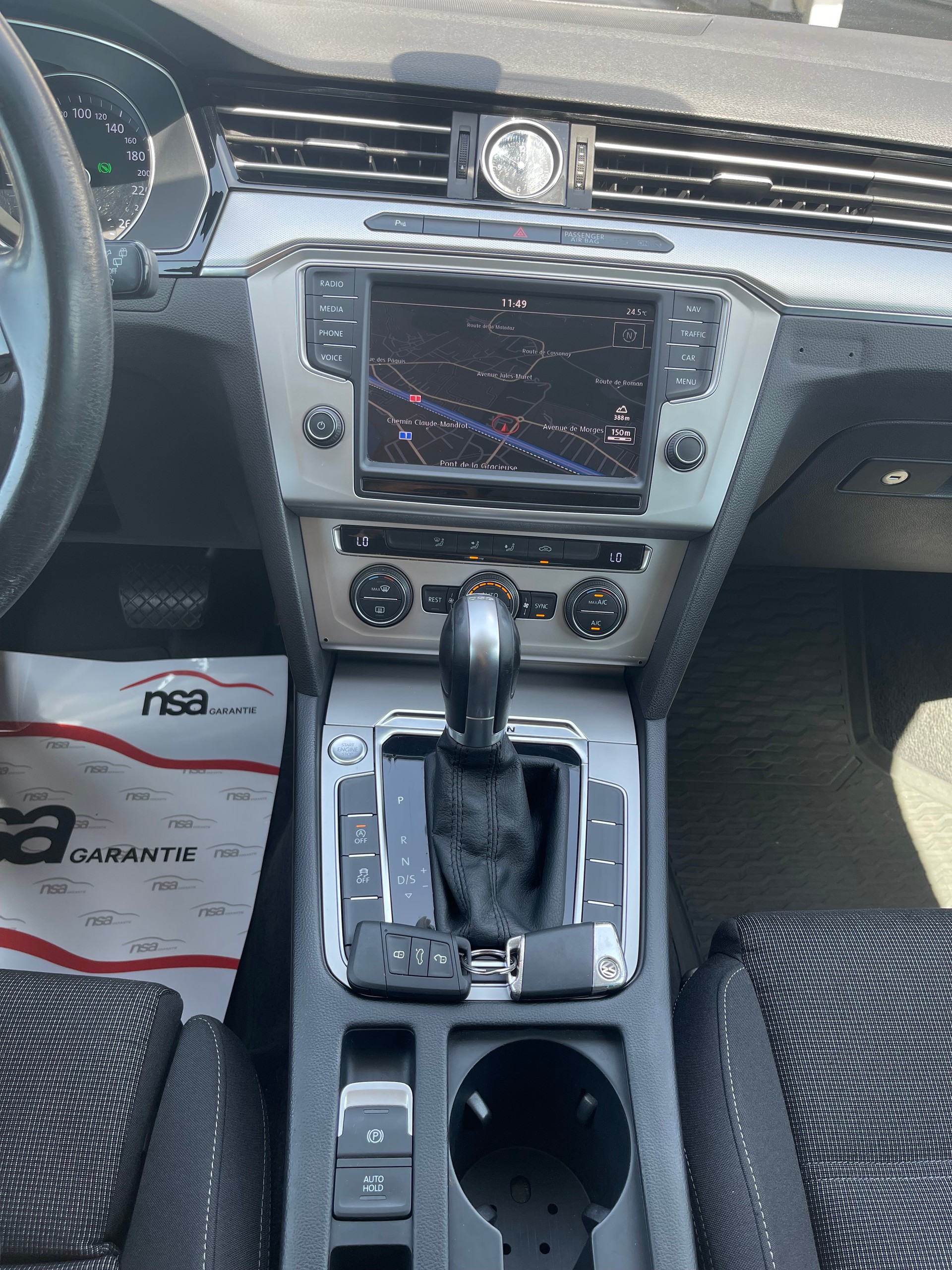 VW Passat Variant 2.0 TDI BMT Comfortline DSG 4Motion-image-12