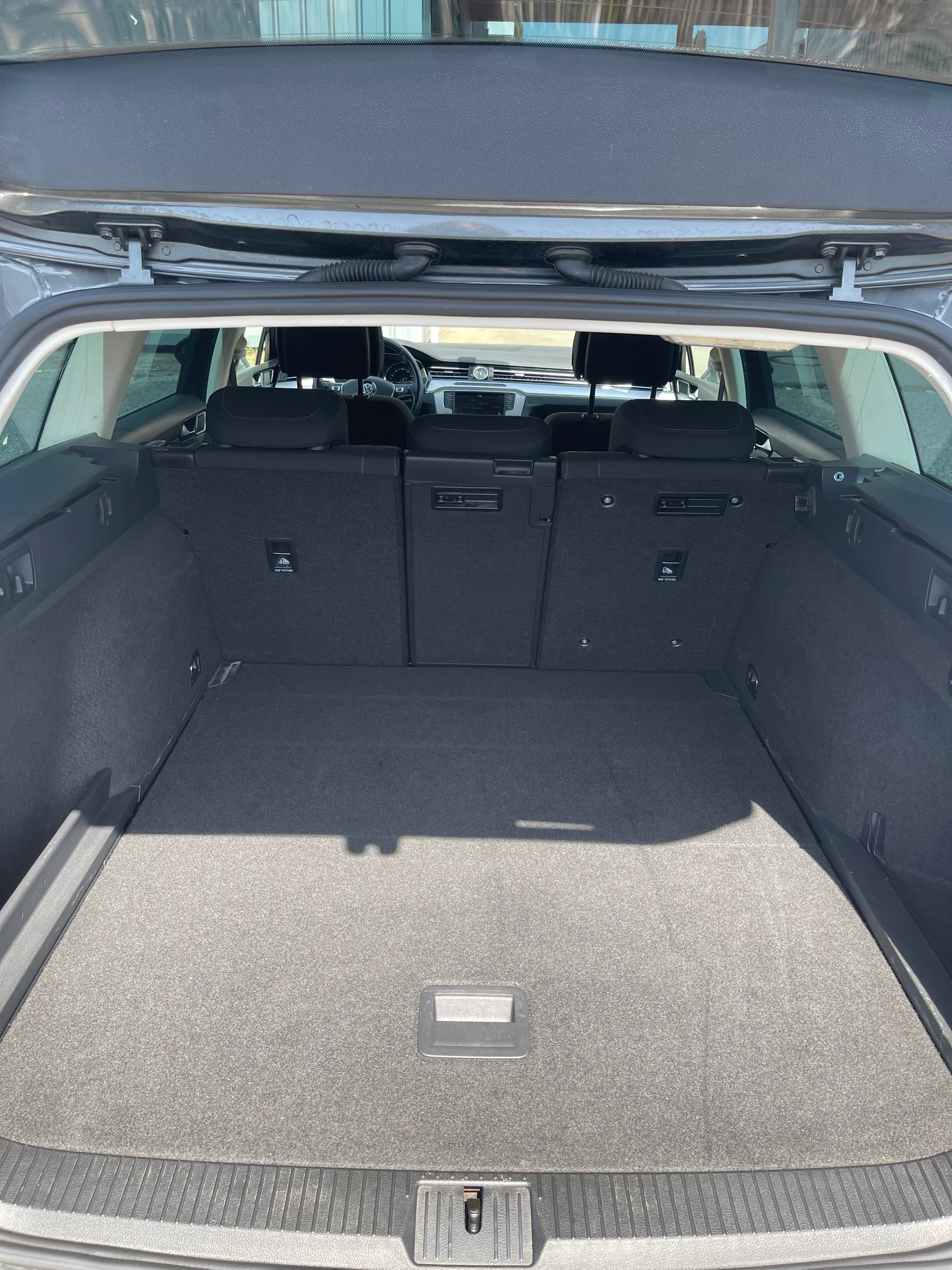 VW Passat Variant 2.0 TDI BMT Comfortline DSG 4Motion-image-10